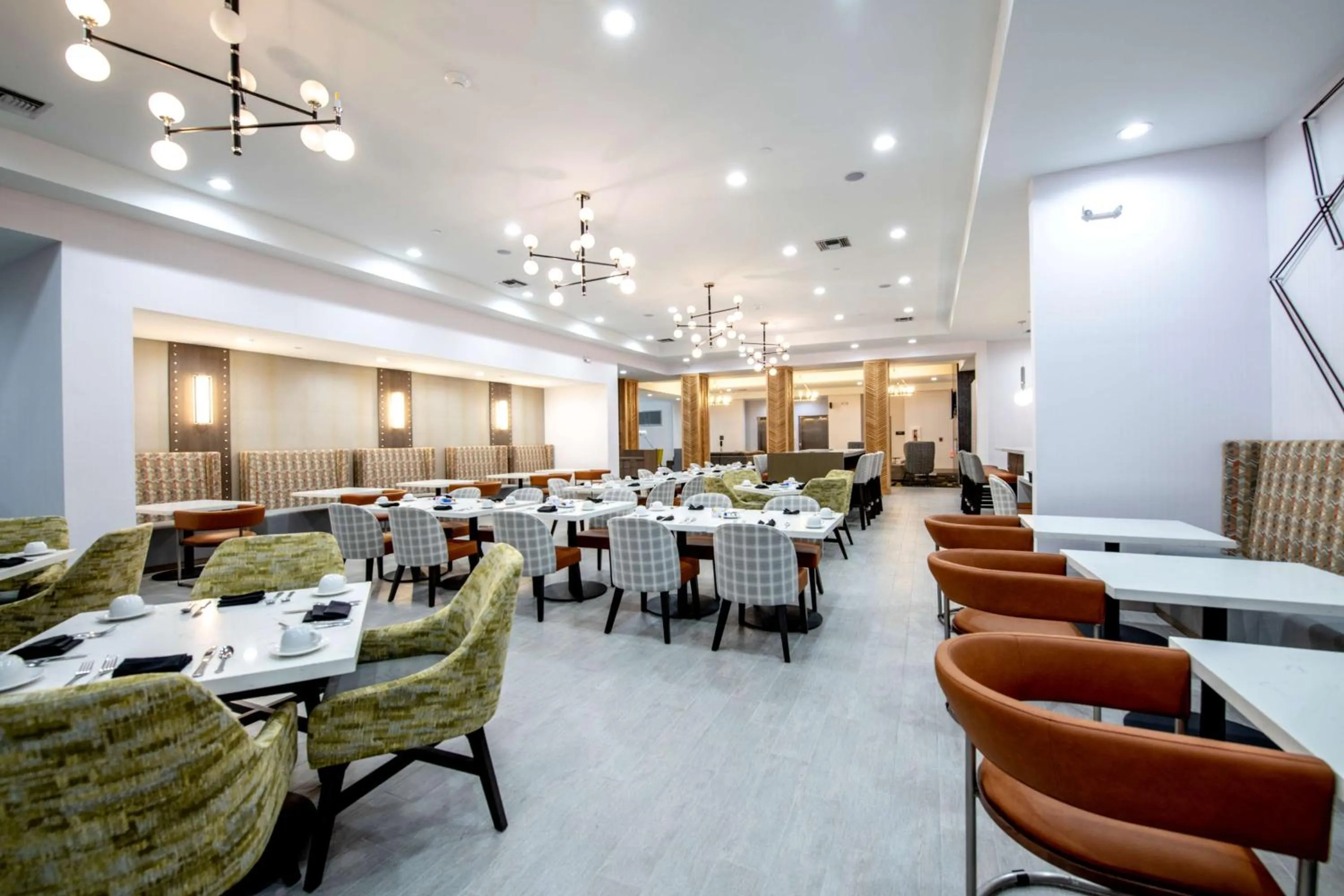 Restaurant/places to eat in Doubletree Sulphur Lake Charles