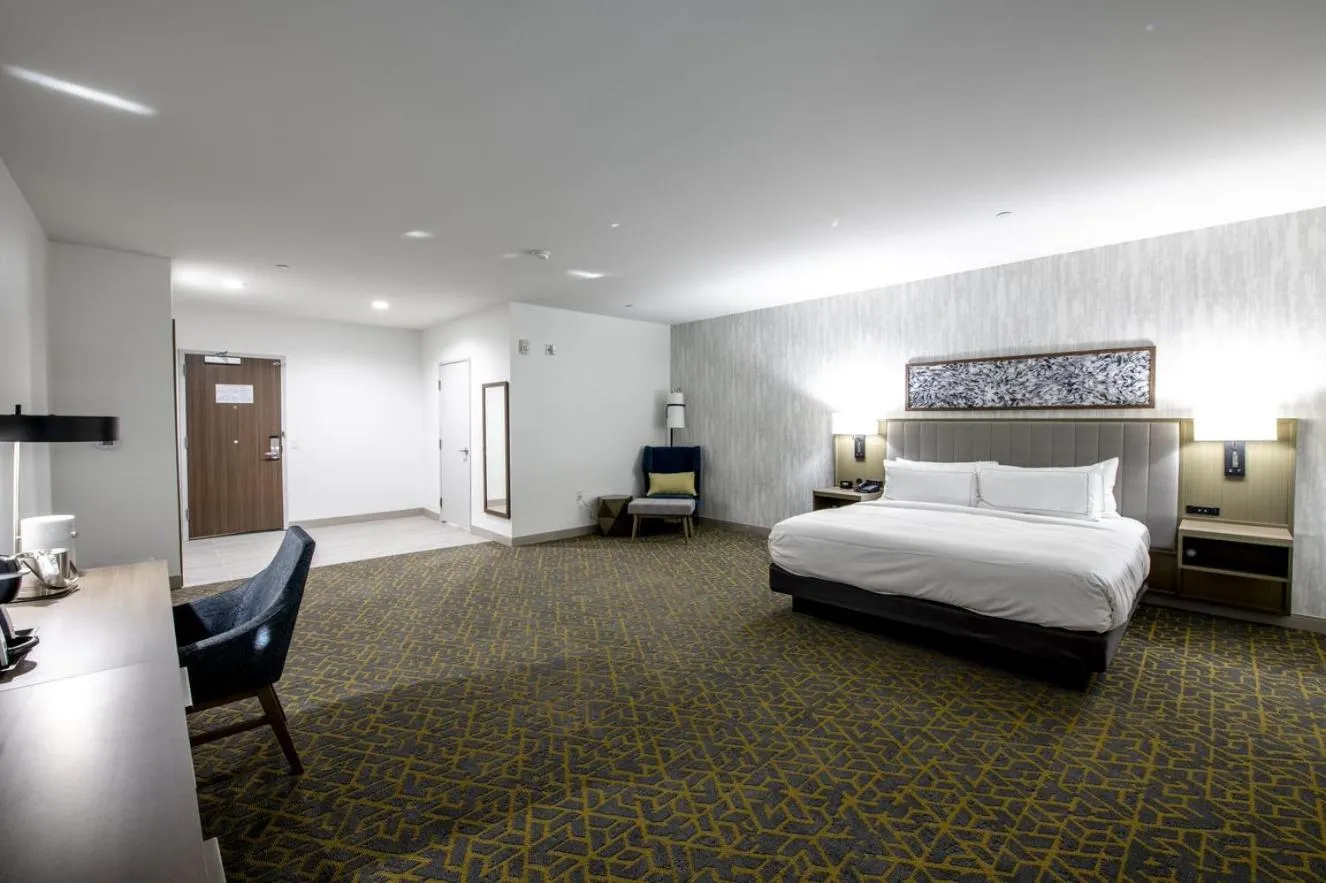 Bed in Doubletree Sulphur Lake Charles