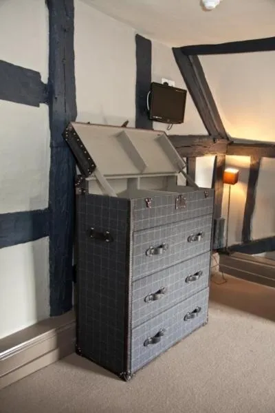 Decorative detail in The Greenman Fownhope Hereford