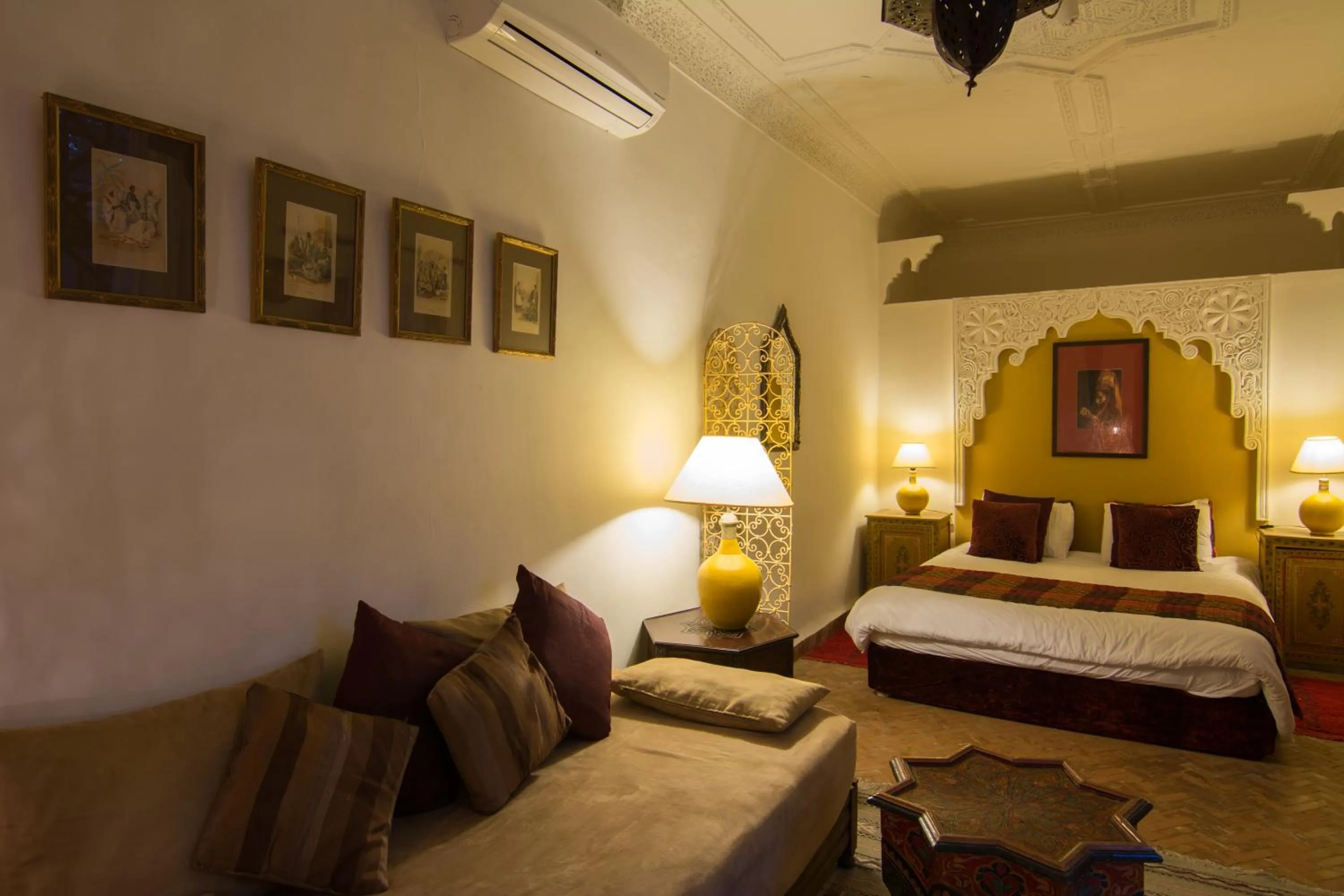 Bedroom, Bed in La Terrasse Des Oliviers