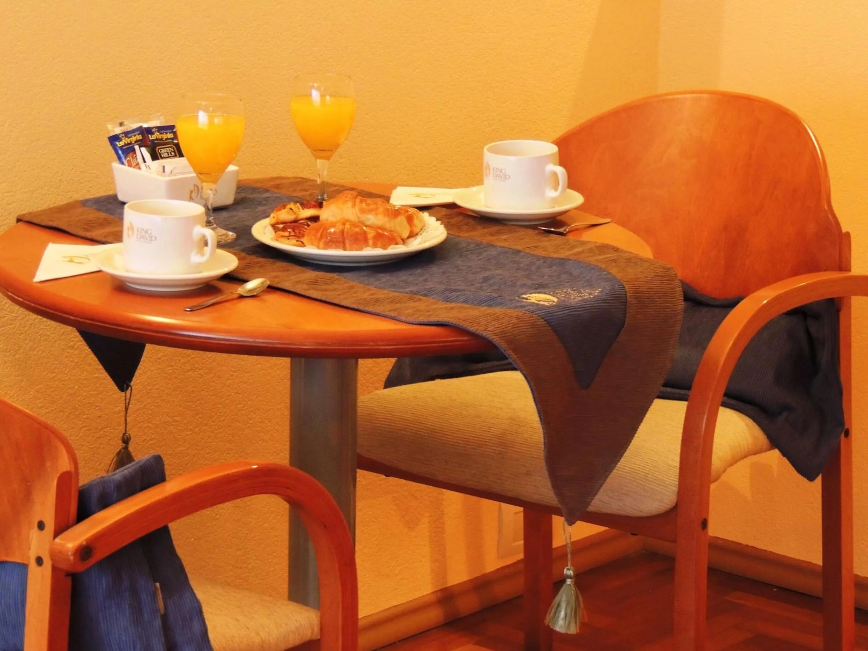 Dining area in King David Flat Hotel - Argentina