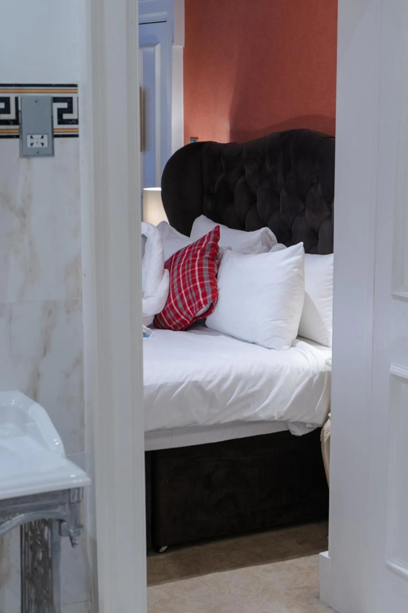 Bed in St Giles House