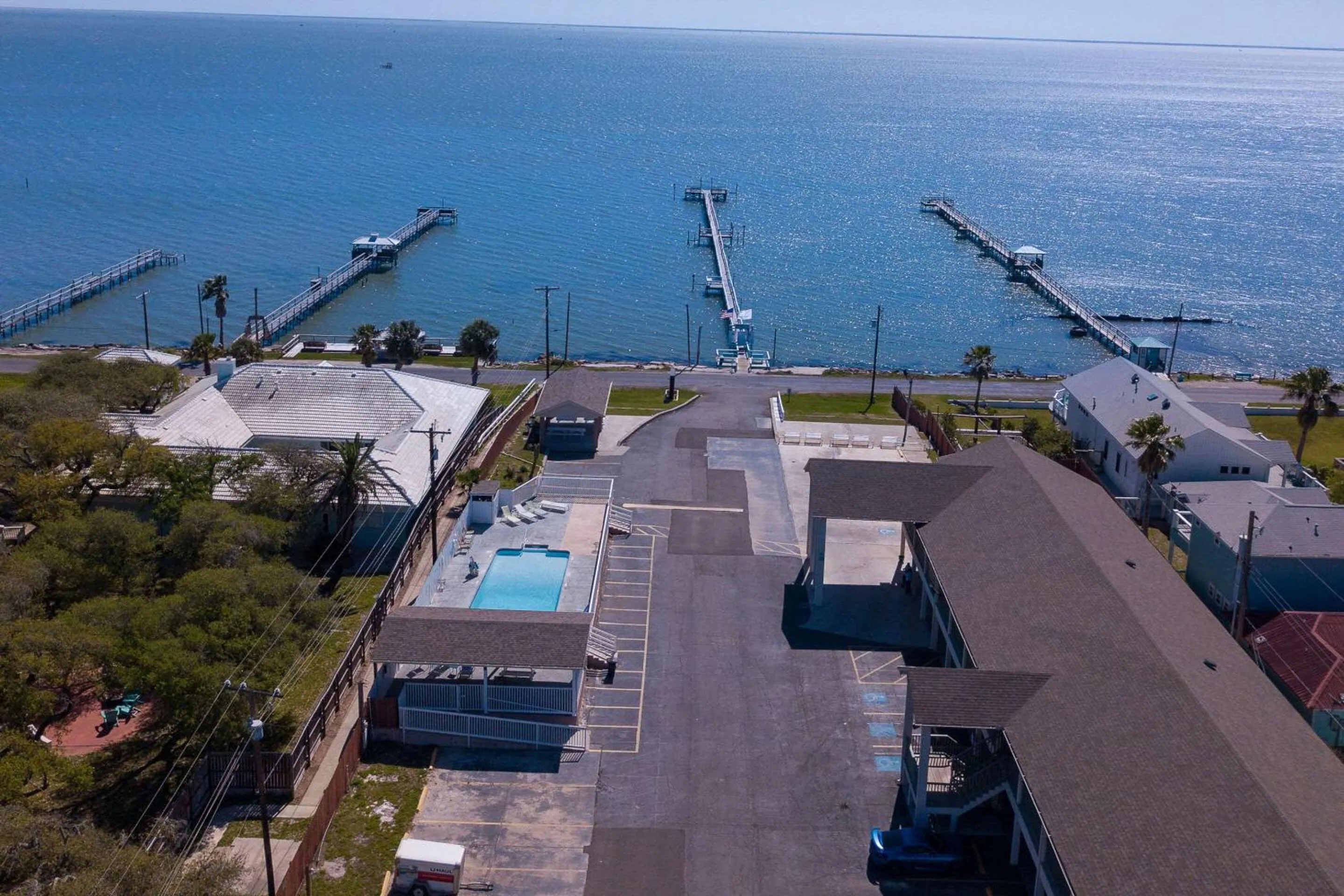 Property building in Quality Inn Rockport on Aransas Bay