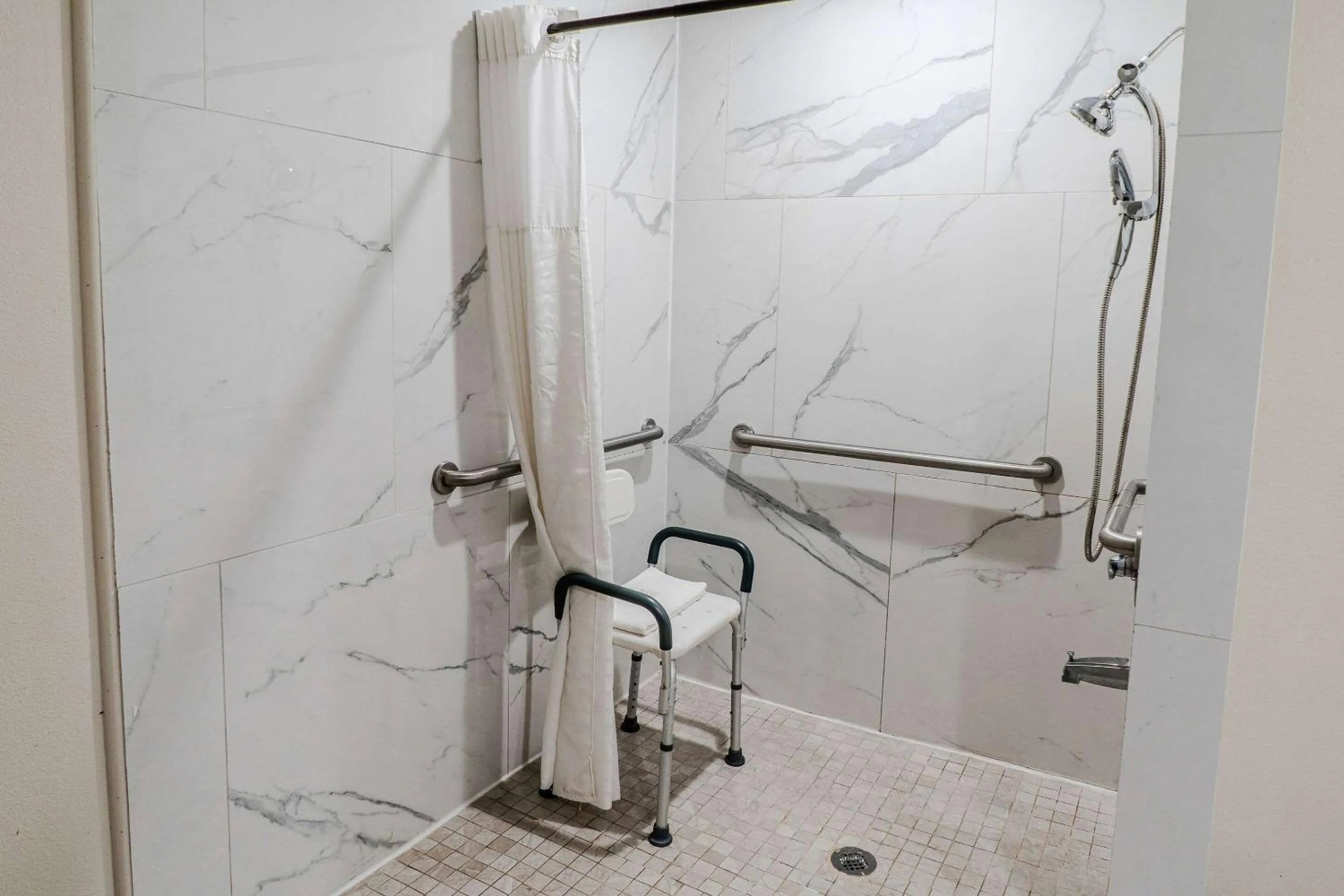 Bedroom in Quality Inn Rockport on Aransas Bay