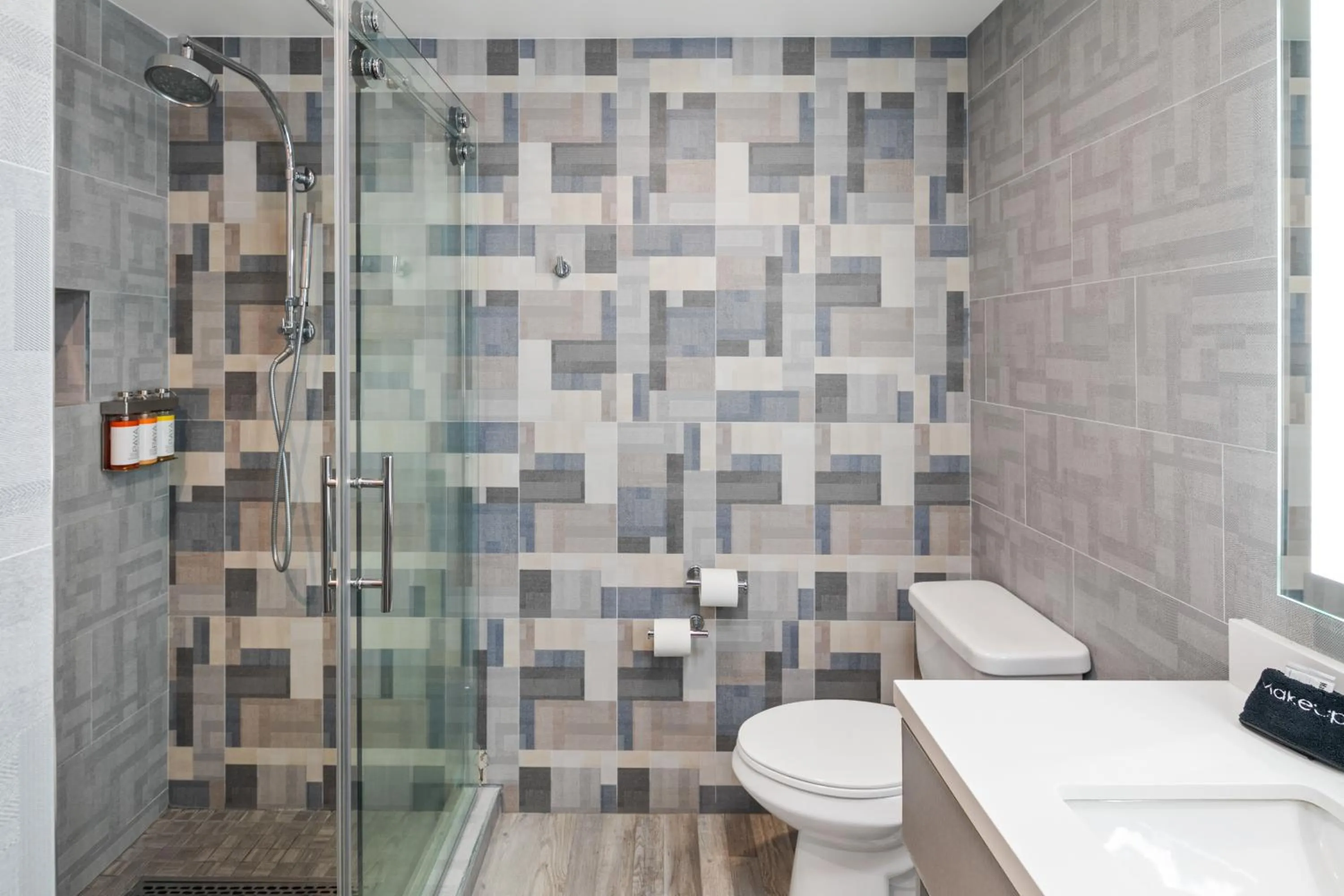 Bathroom in Costa Art Hotel