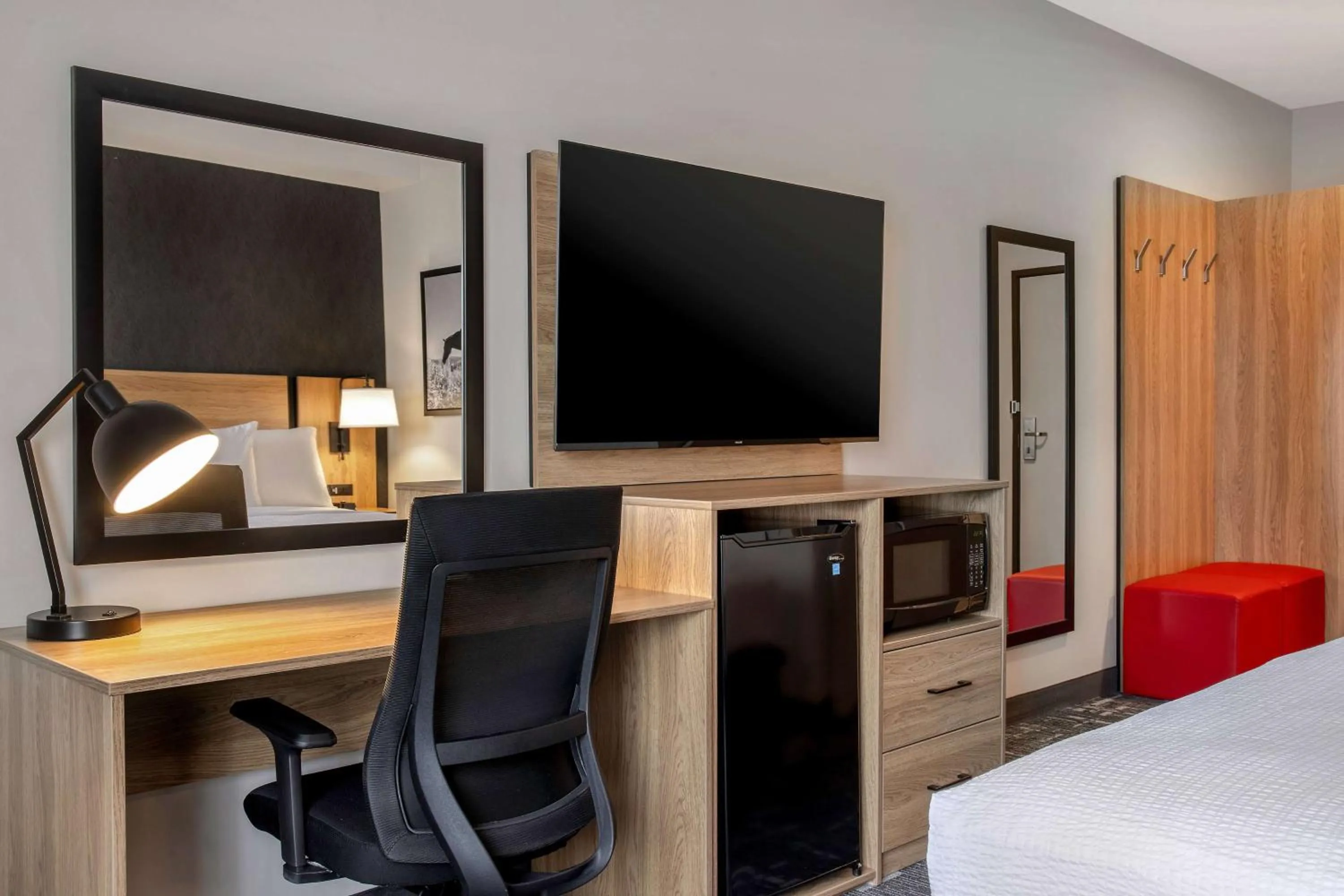 Photo of the whole room in Ramada by Wyndham Cochrane