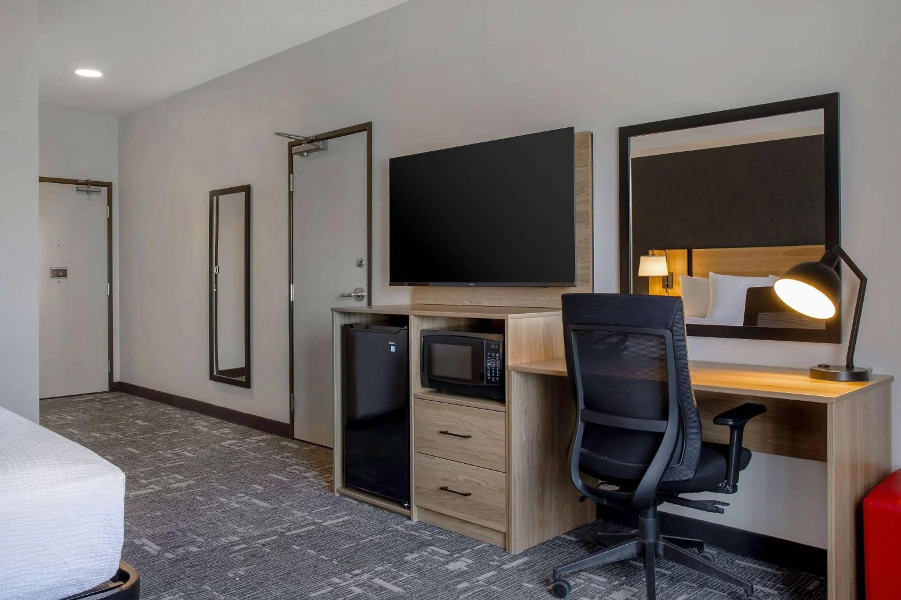 Photo of the whole room in Ramada by Wyndham Cochrane