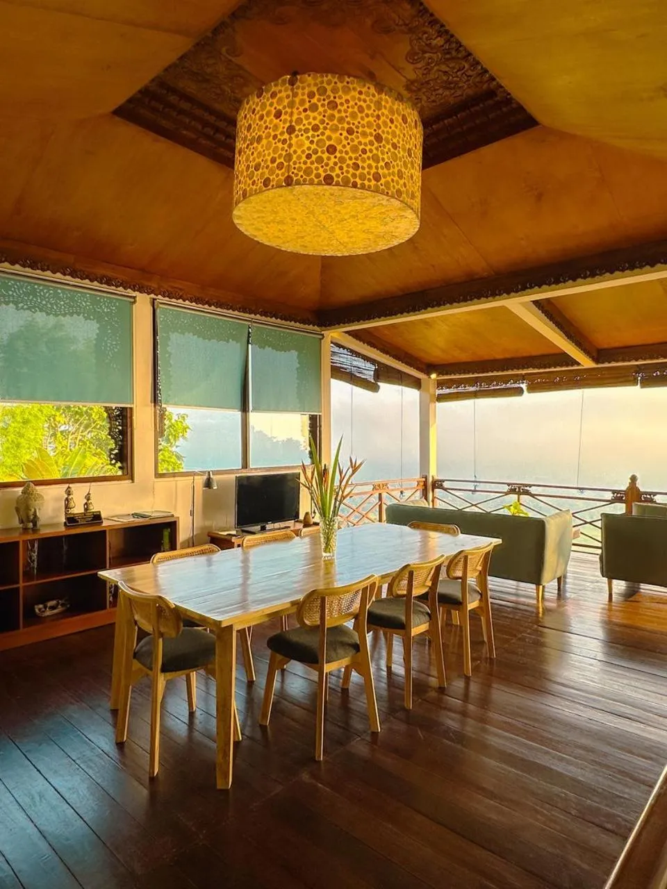 Villa Borobudur Resort