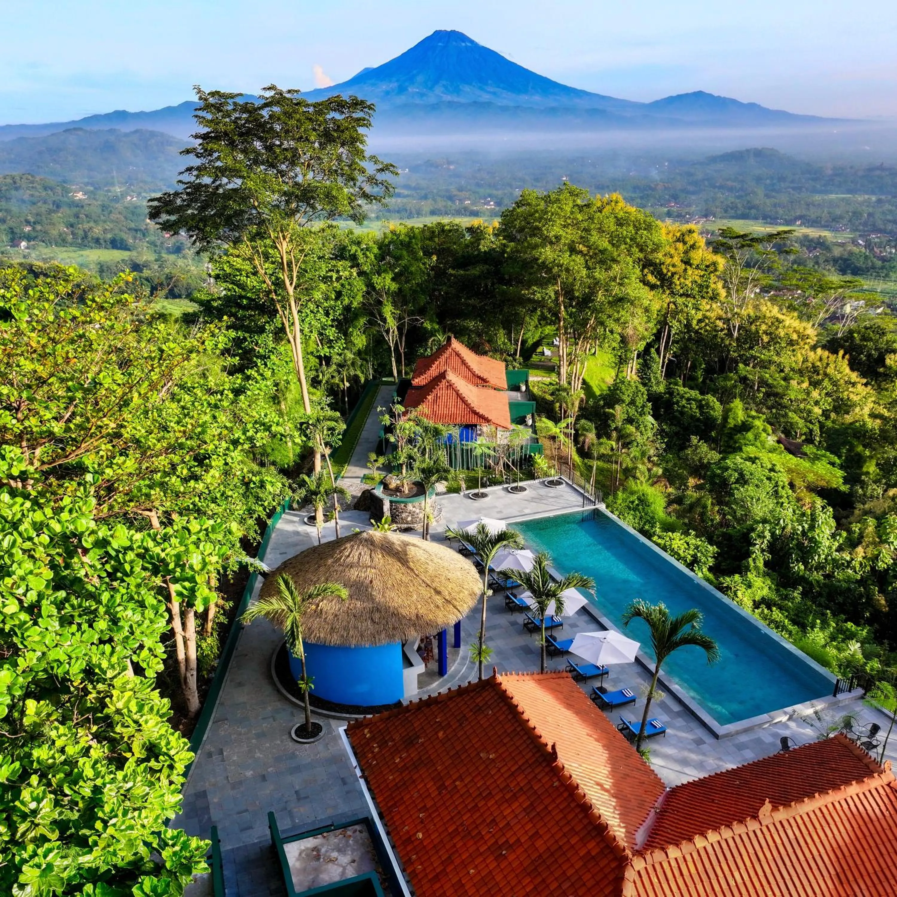Villa Borobudur Resort
