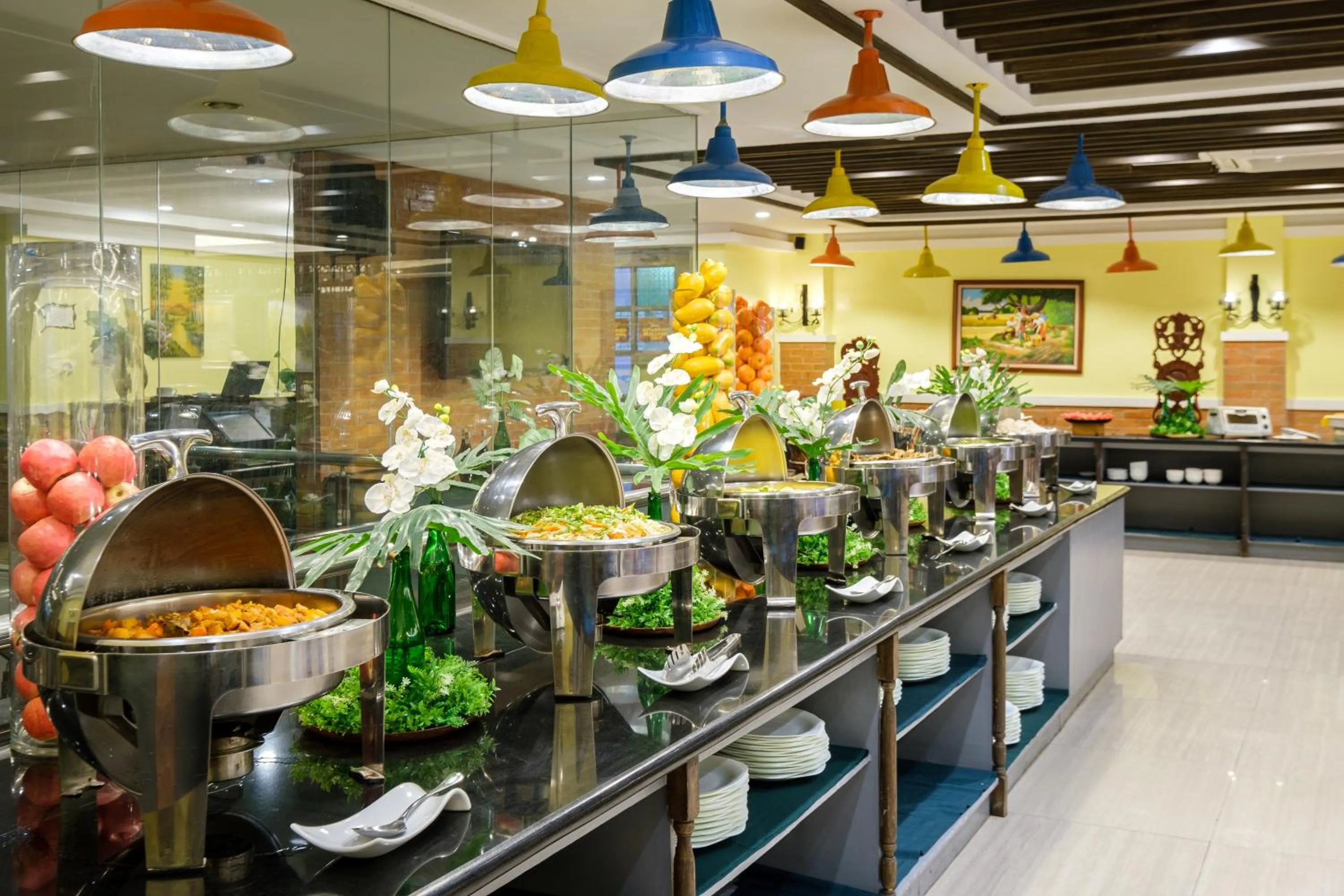 Restaurant/places to eat in Sunlight Hotel Puerto Princesa