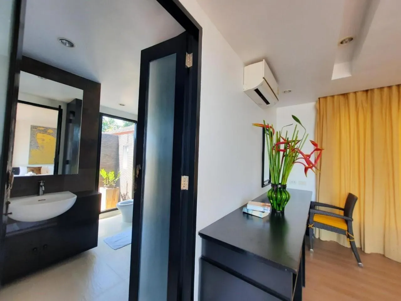 Bed in Plub Pla Koh Mak Retreat