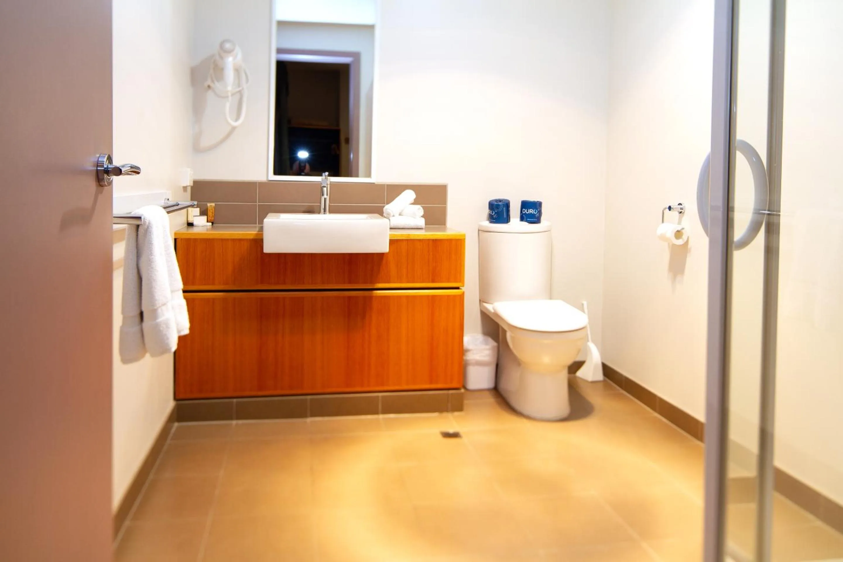 Bathroom in Central Hotel Hobart