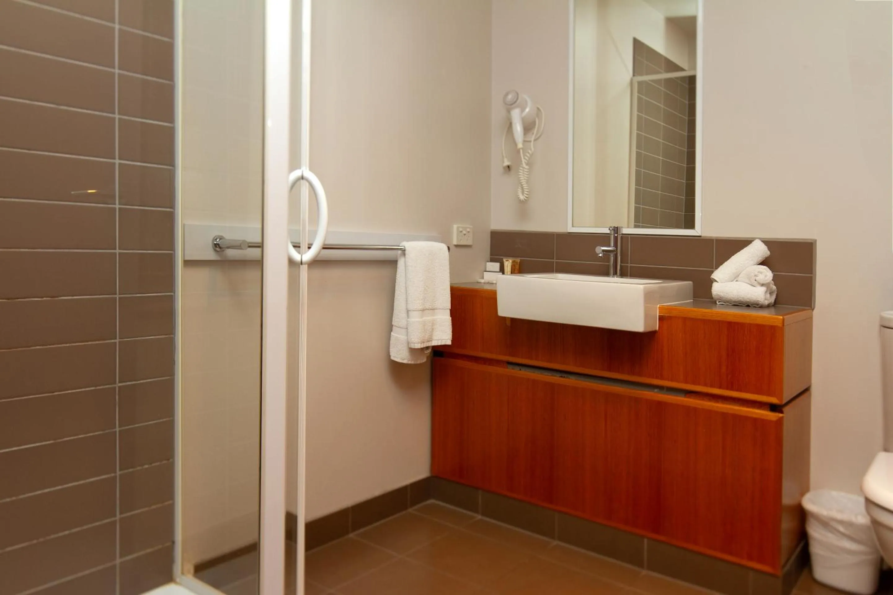 Bathroom in Central Hotel Hobart