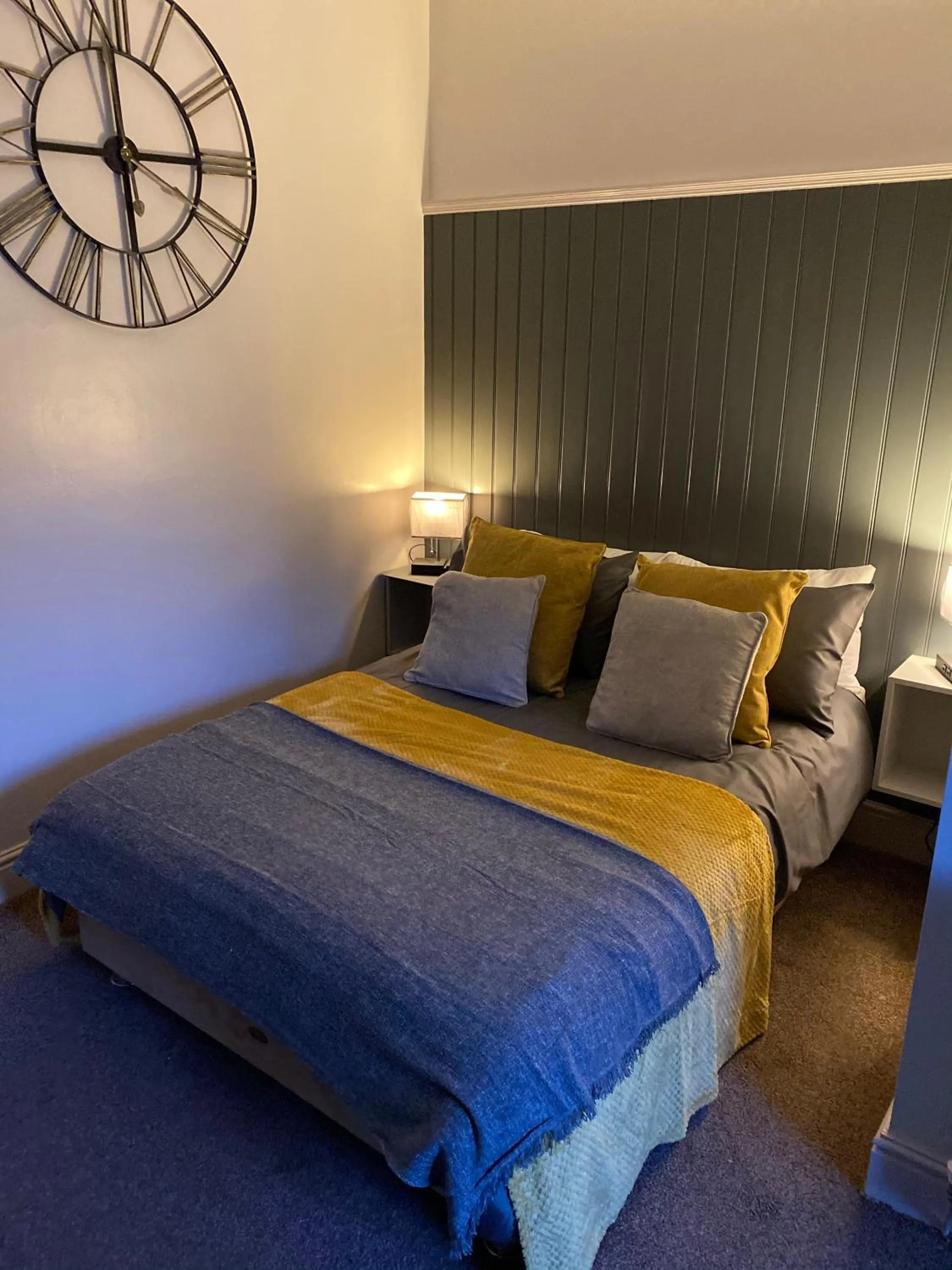 Bed in Hall Park Hotel self check in