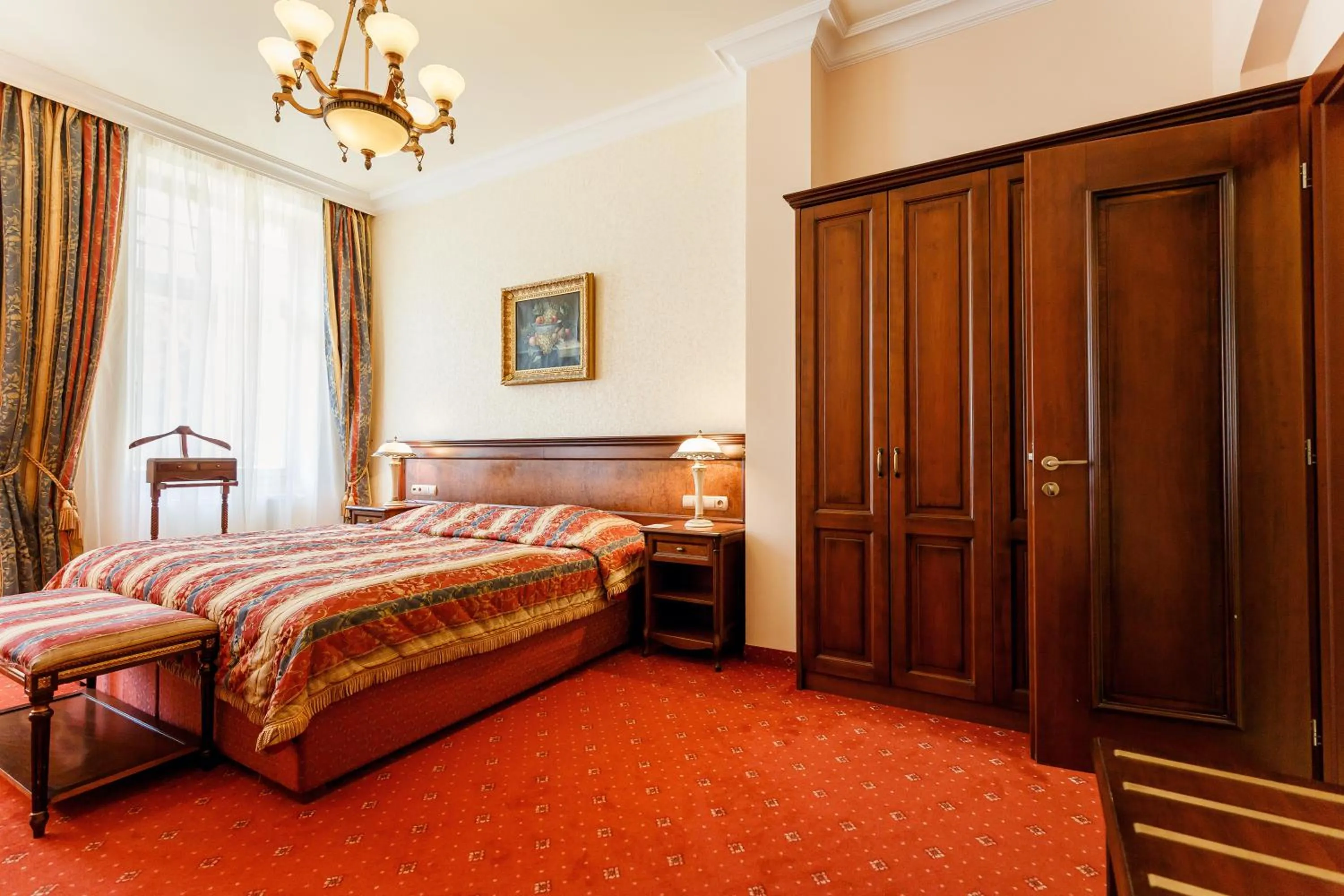 Photo of the whole room, Bed in Aqua Marina