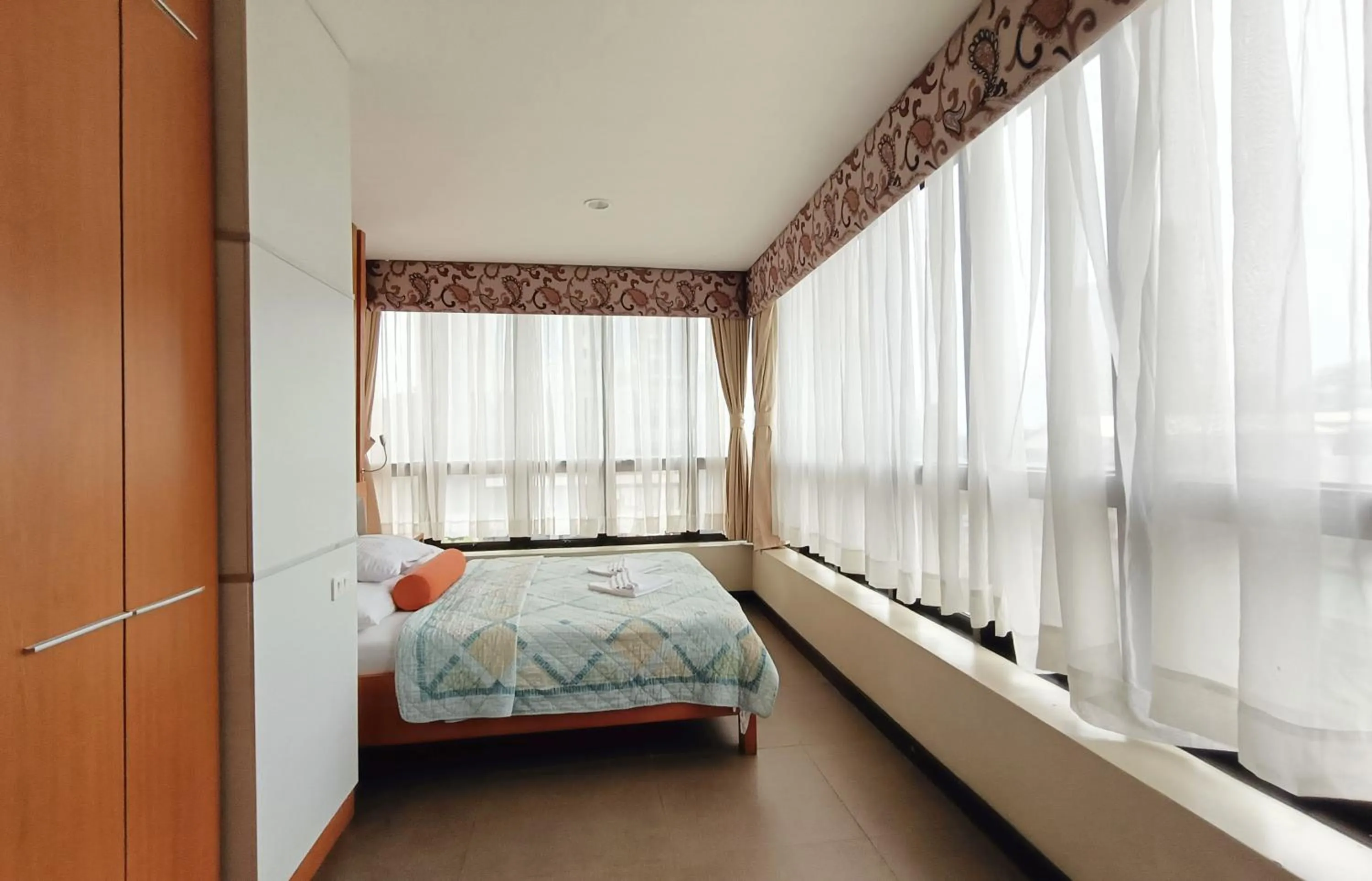 Bed in Fuente Oro Business Suites Cebu