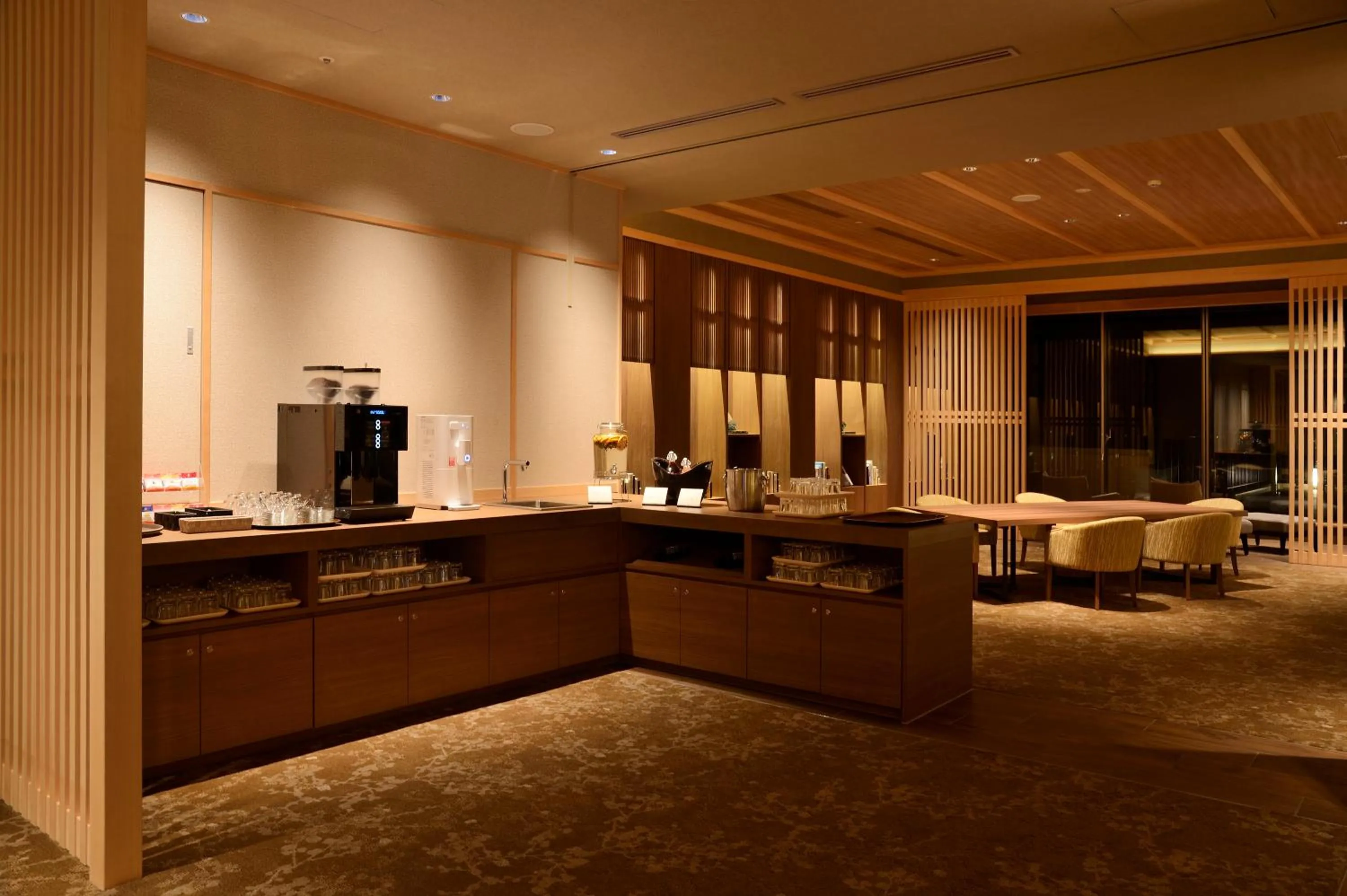 Communal lounge/ TV room in KAMENOI HOTEL Izukogen