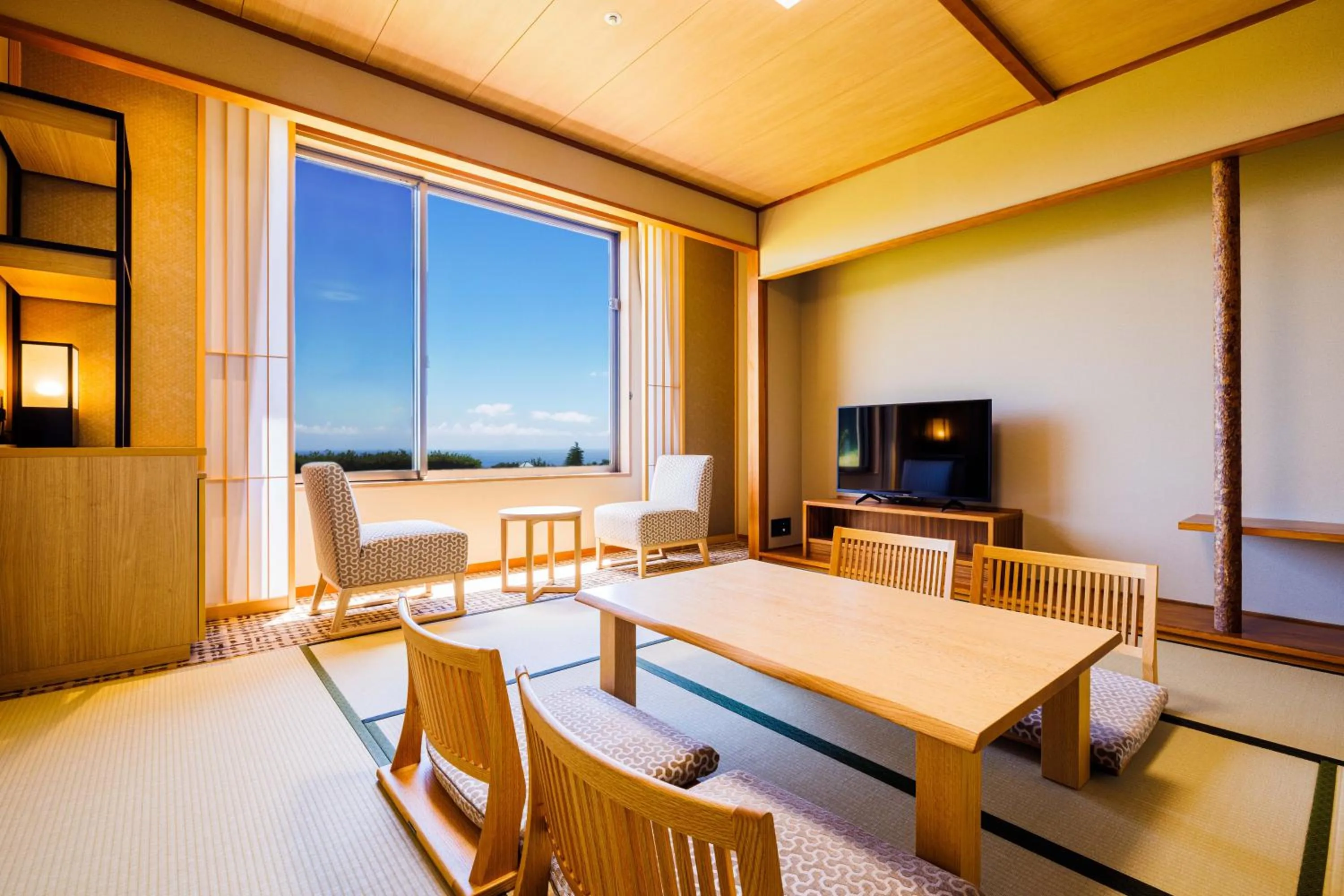 Photo of the whole room in KAMENOI HOTEL Izukogen