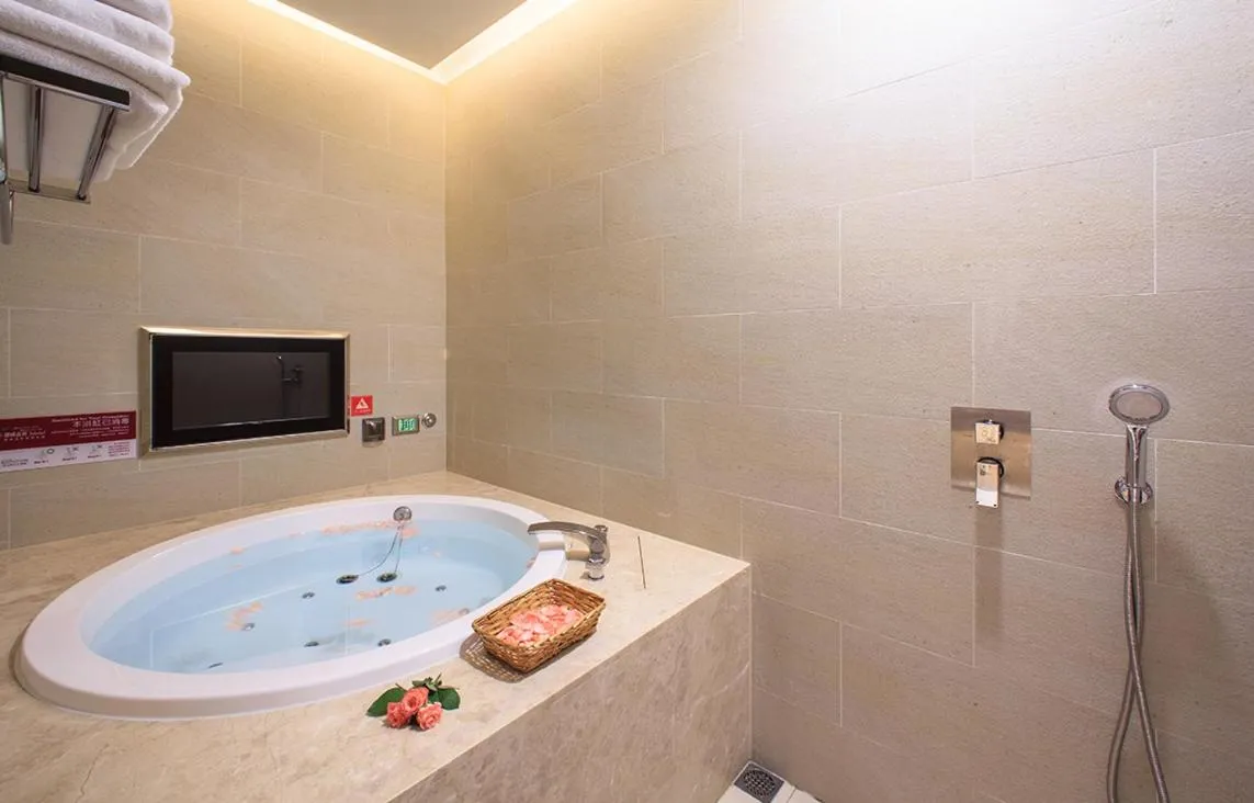 Bathroom in Norwegian Forest Leisure Motel