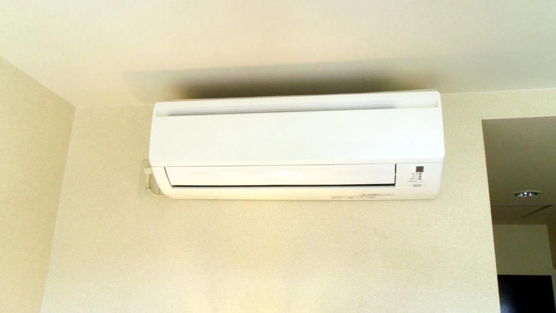 air conditioner in Hotel Aston Plaza Himeji
