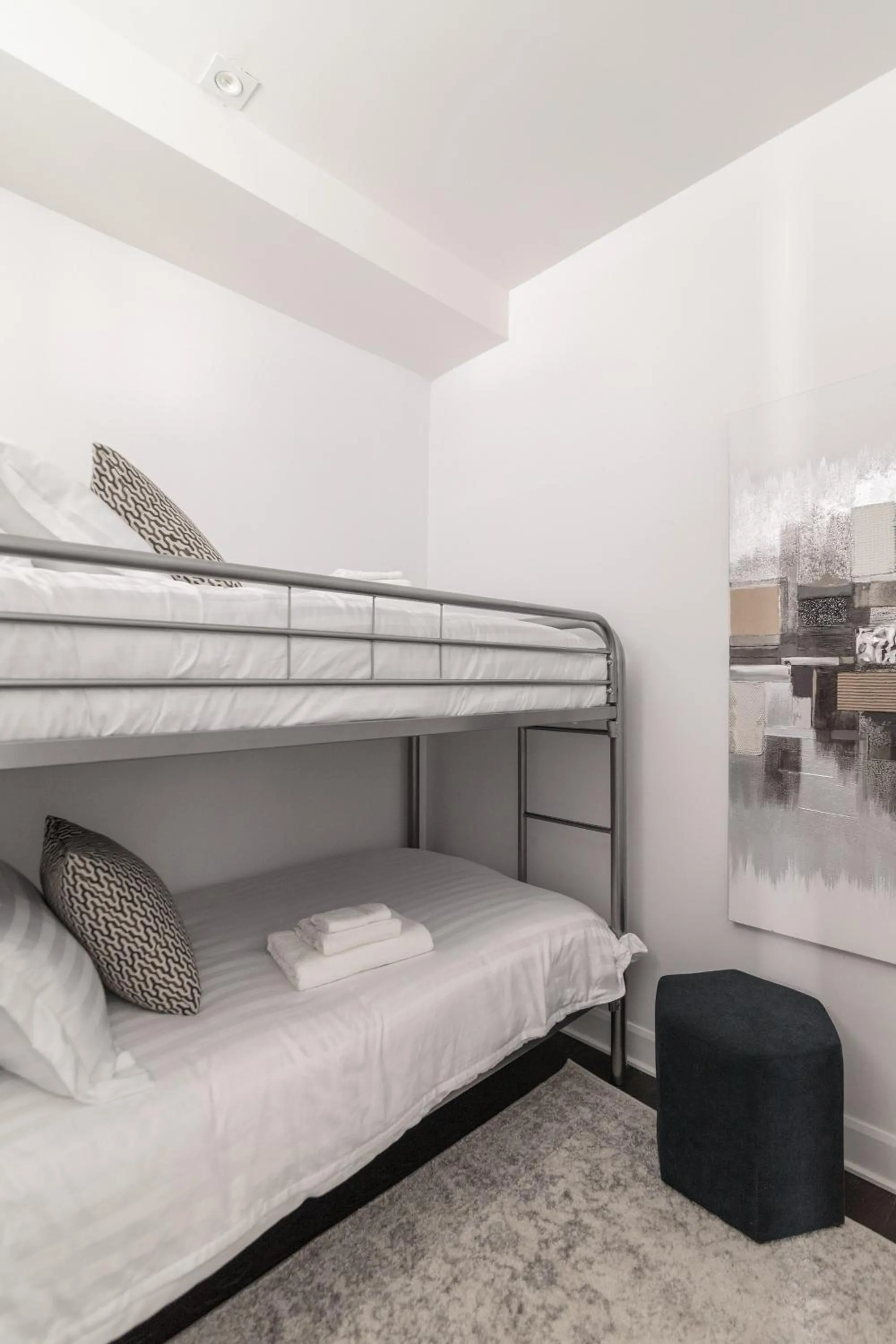 bunk bed, Bed in Parc Avenue Residences Mile End