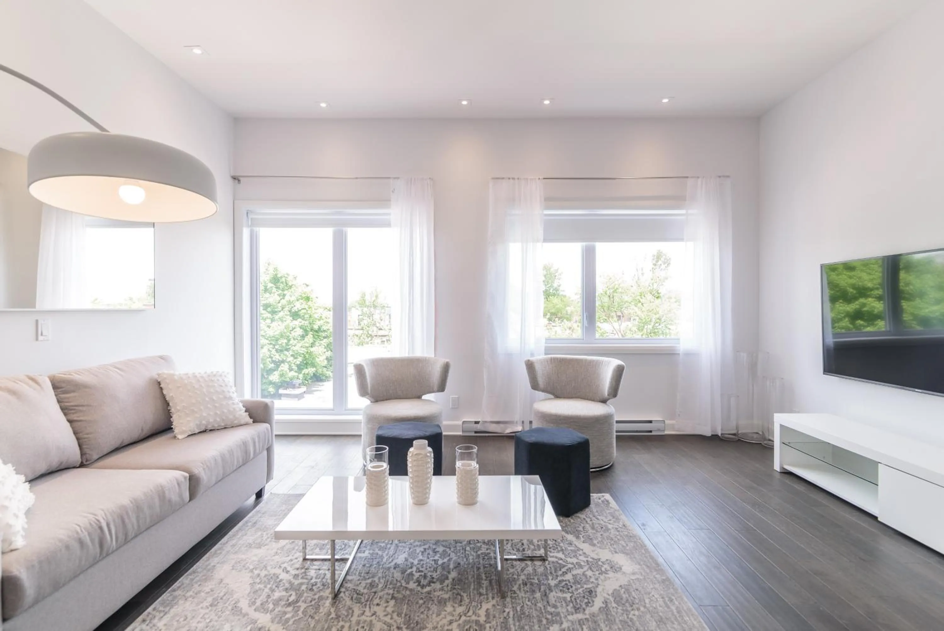 TV and multimedia in Parc Avenue Residences Mile End