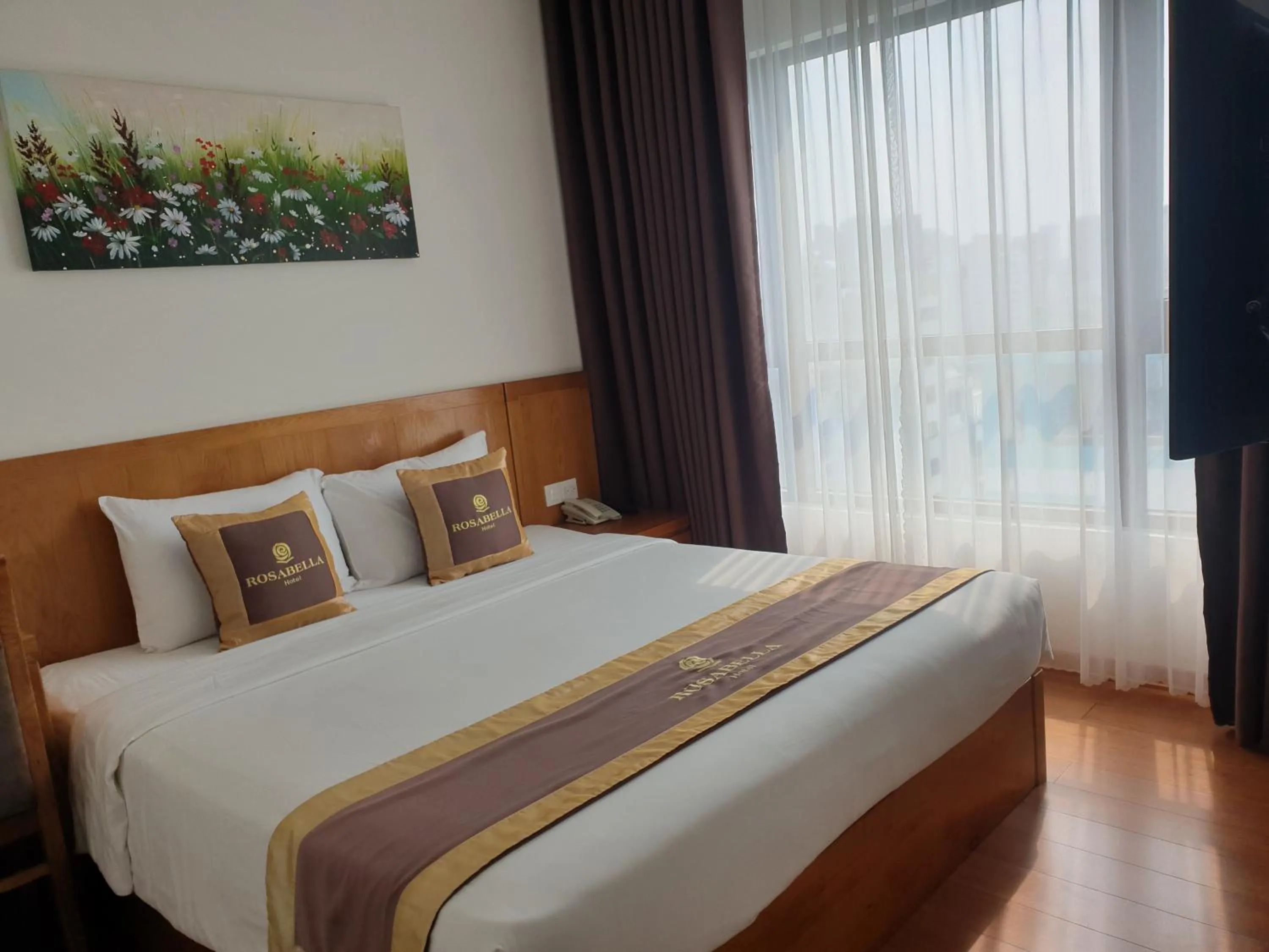 Bed in Rosabella Boutique Hotel