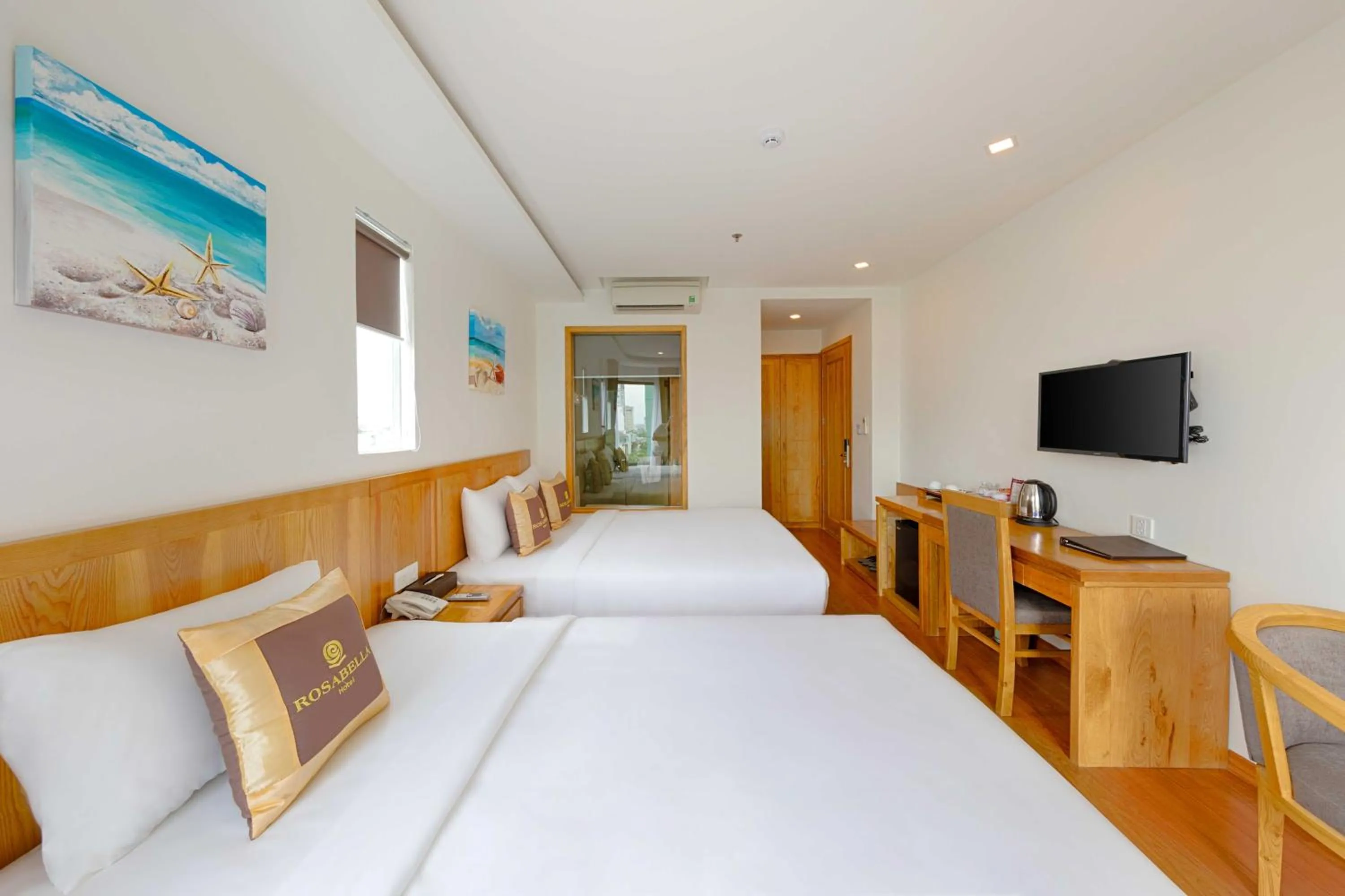 TV and multimedia, Bed in Rosabella Boutique Hotel