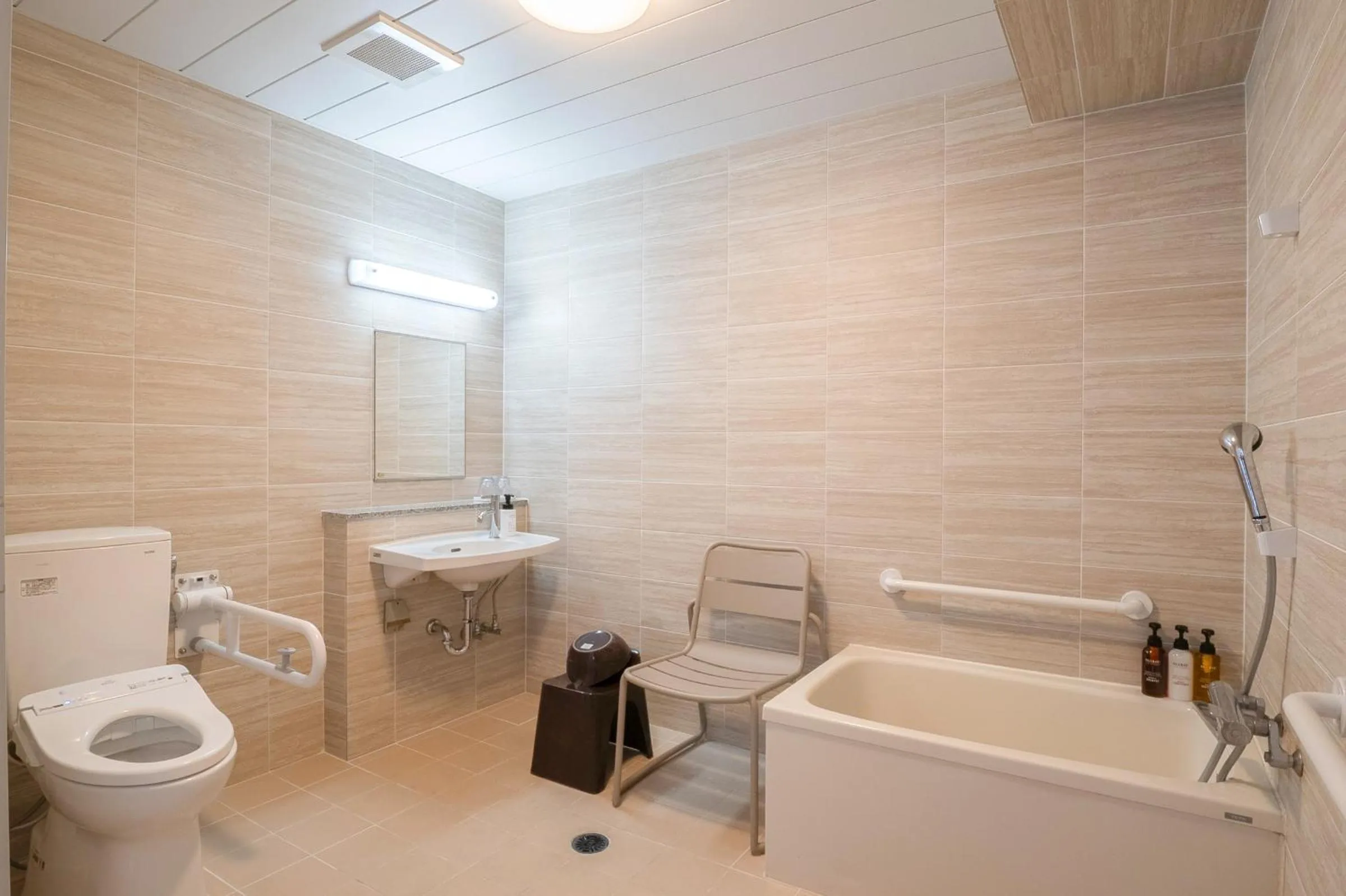 Bathroom in Smile Hotel Miyakojima