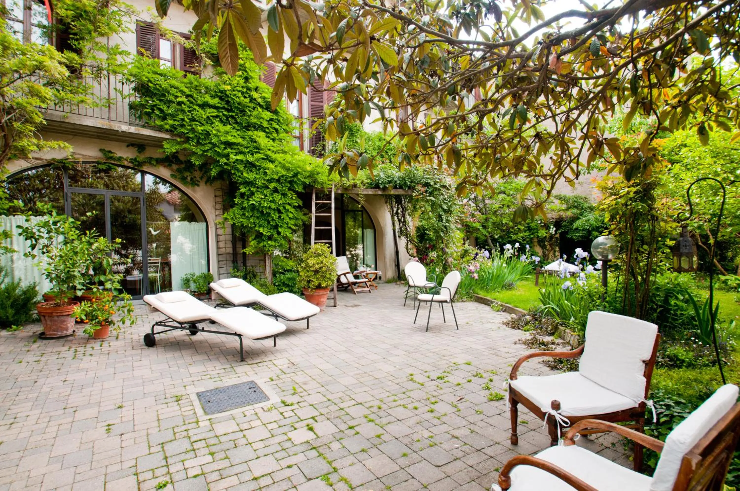 Spring in L'Aromatario