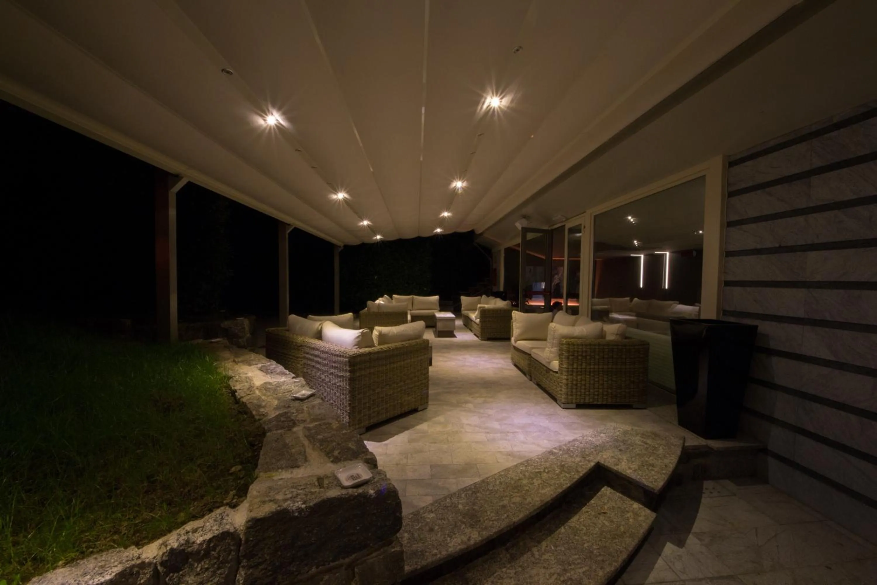 Evening entertainment in Hotel Campelli