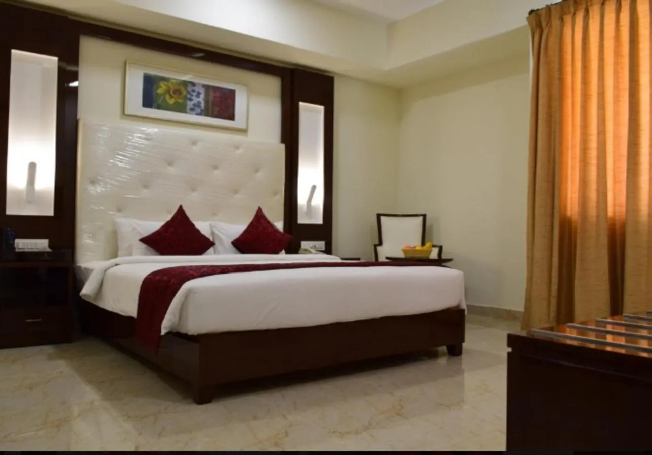 Bedroom, Bed in Hotel Star Palace - Rameswaram Tamil Nadu