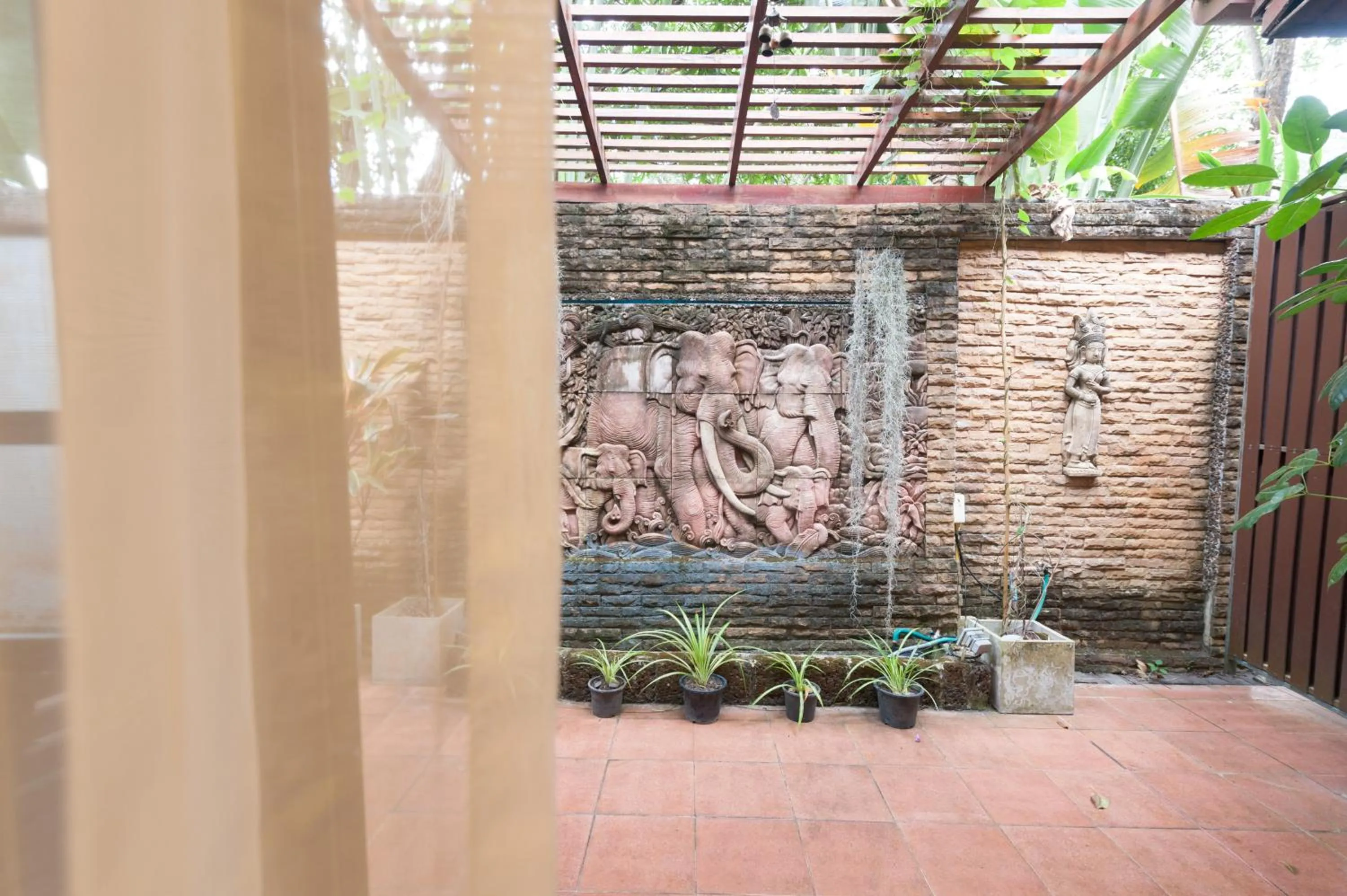 Balcony/Terrace in Ruen Ariya Resort