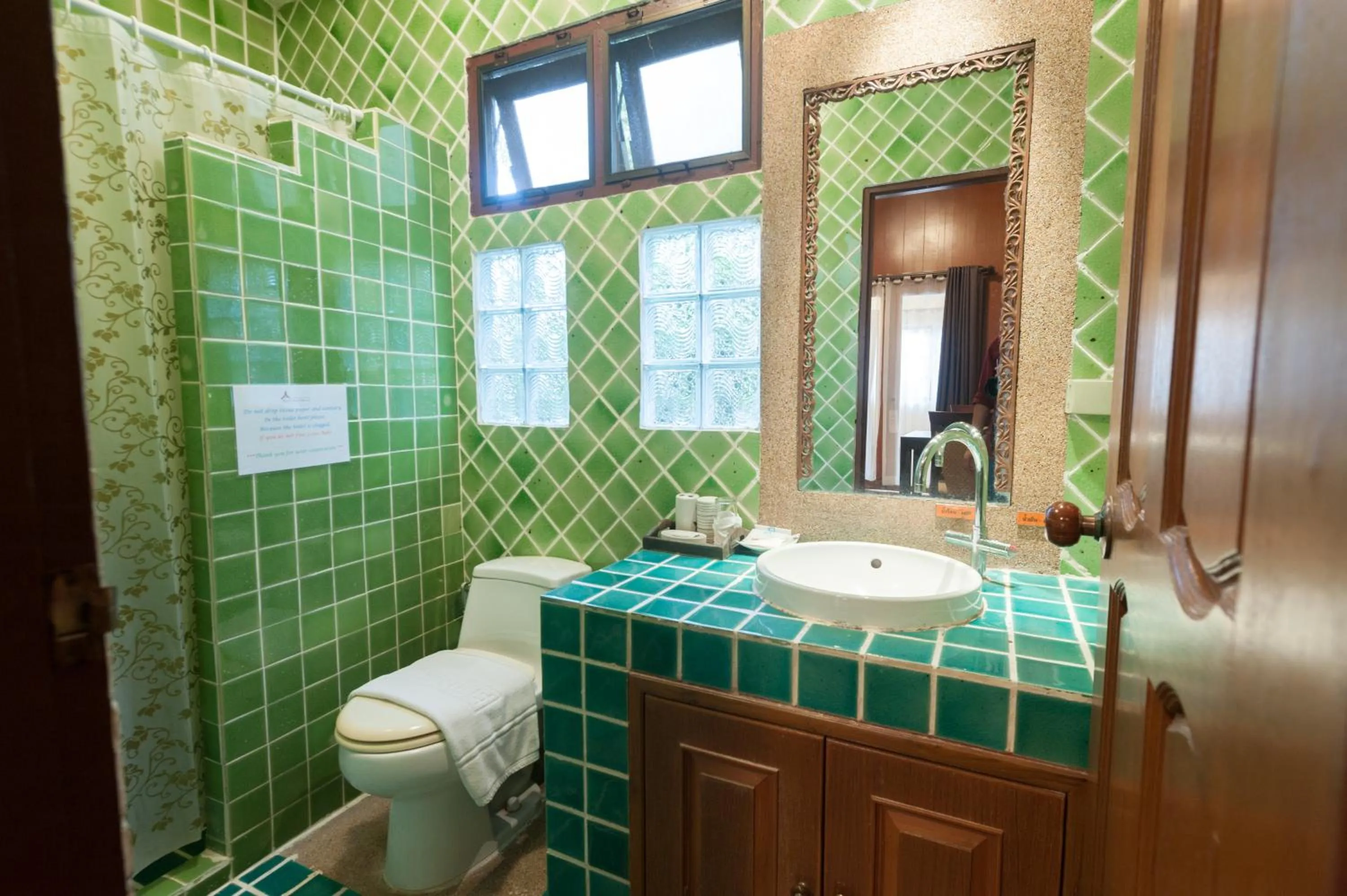 Bathroom in Ruen Ariya Resort