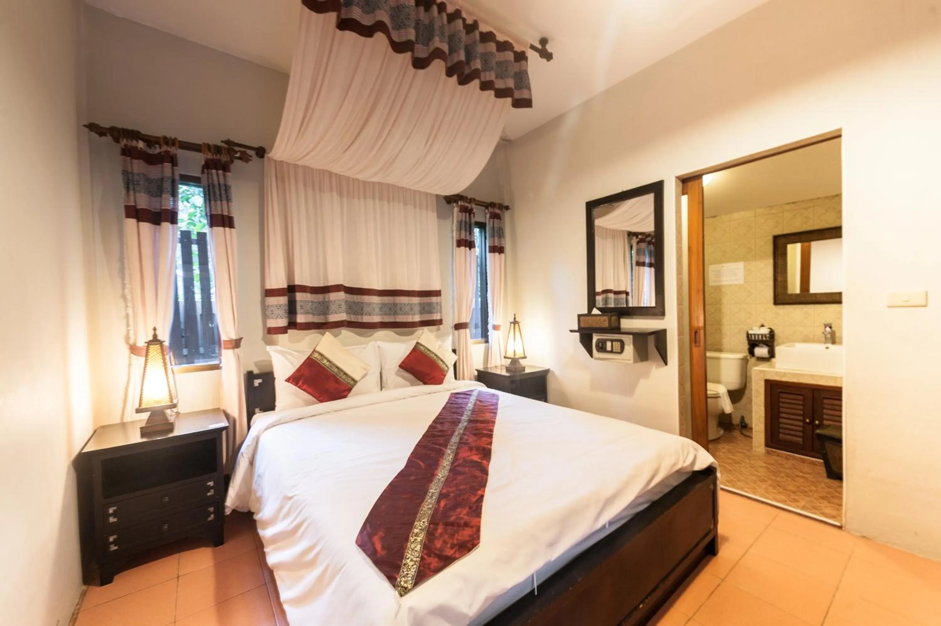 Bathroom in Ruen Ariya Resort