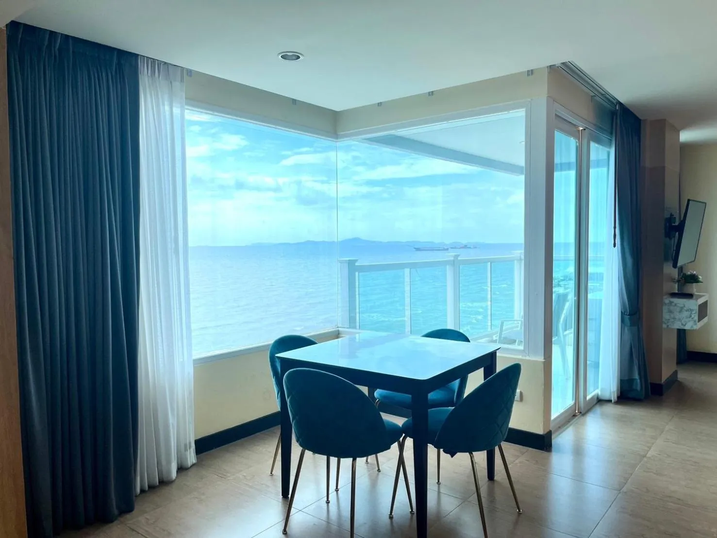 Dining area in Saisawan Beach Luxury Hotel