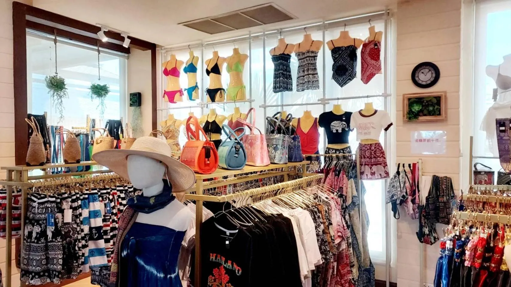 Shopping Area in Saisawan Beach Luxury Hotel