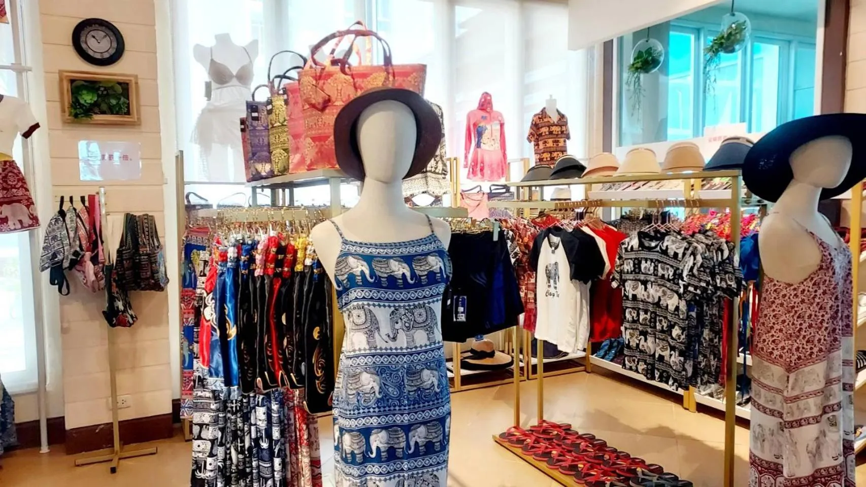 Shopping Area in Saisawan Beach Luxury Hotel