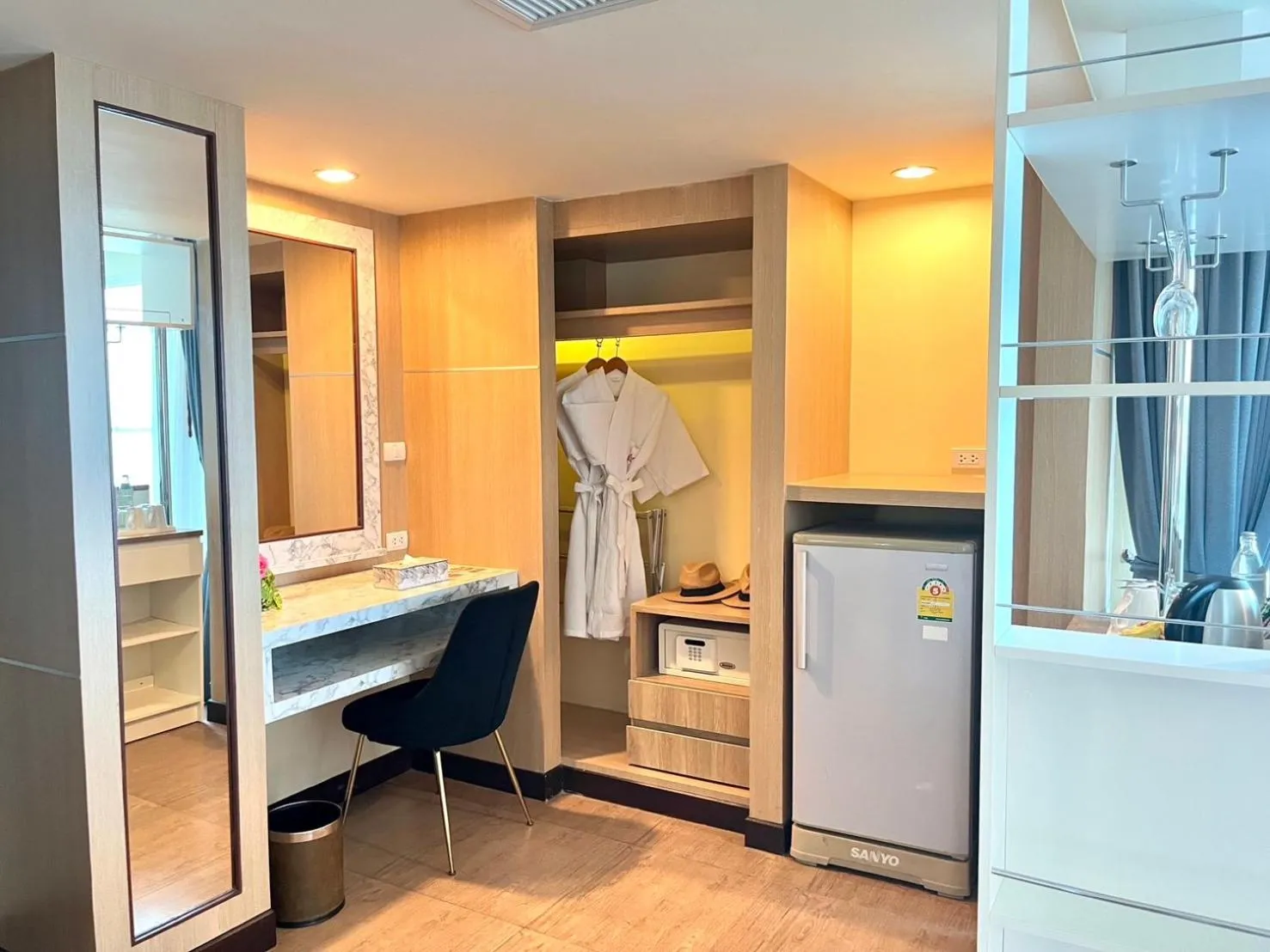 Photo of the whole room in Saisawan Beach Luxury Hotel