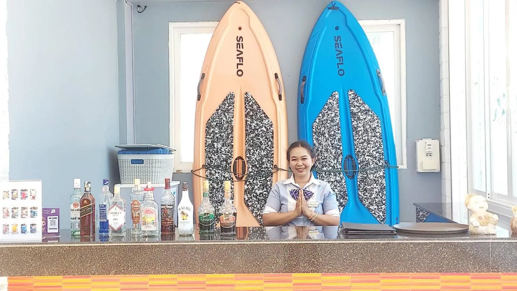 Lounge or bar in Saisawan Beach Luxury Hotel