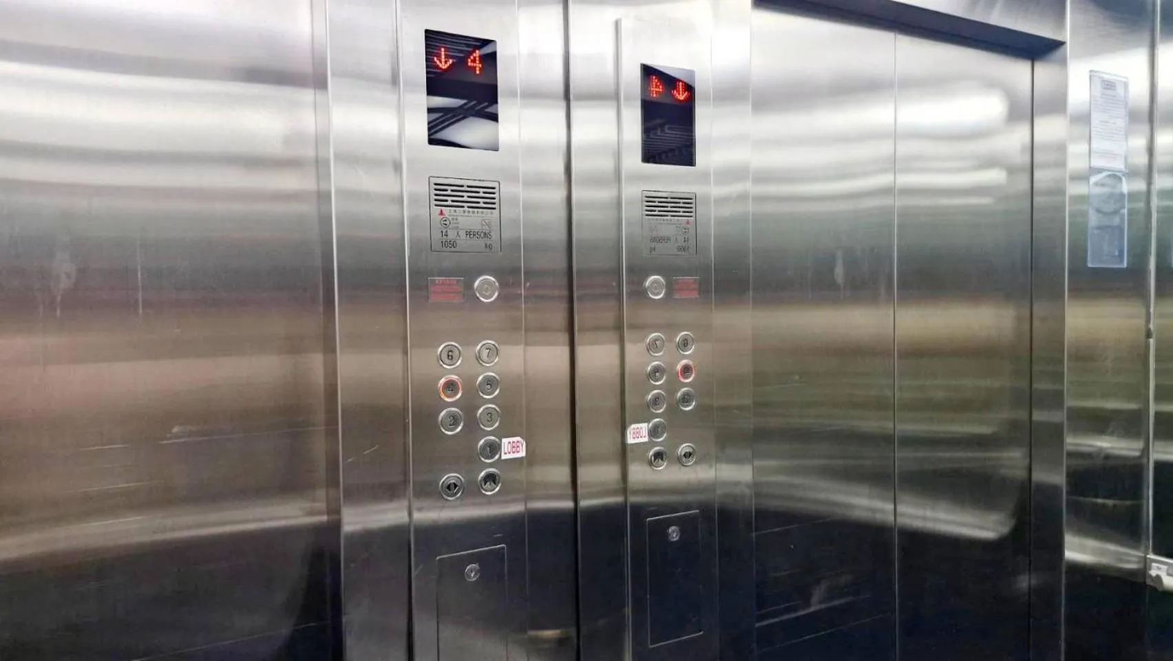 elevator in Saisawan Beach Luxury Hotel