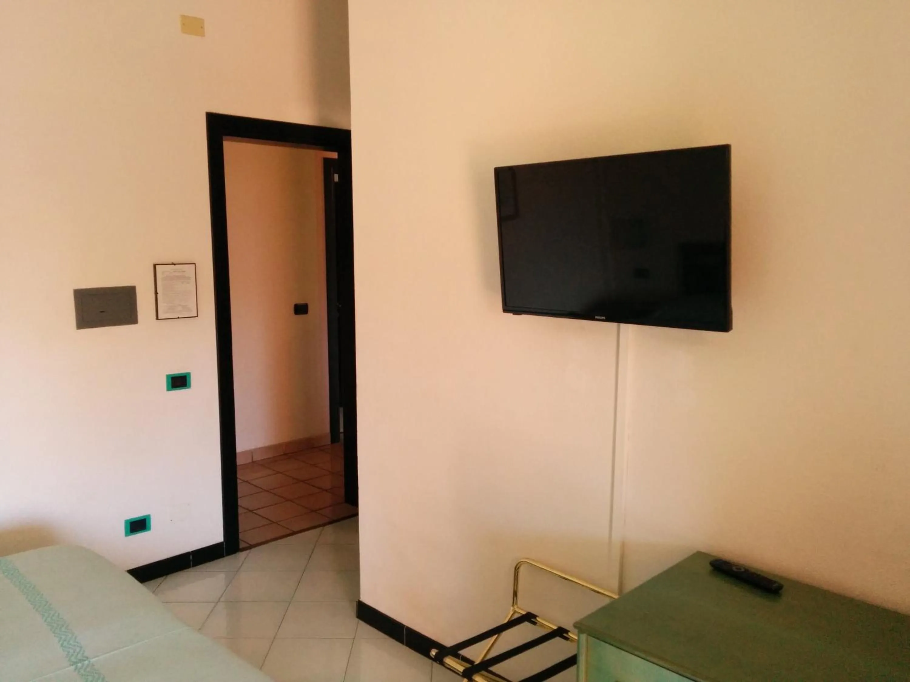 TV and multimedia, Bed in Hotel Blu Marlin