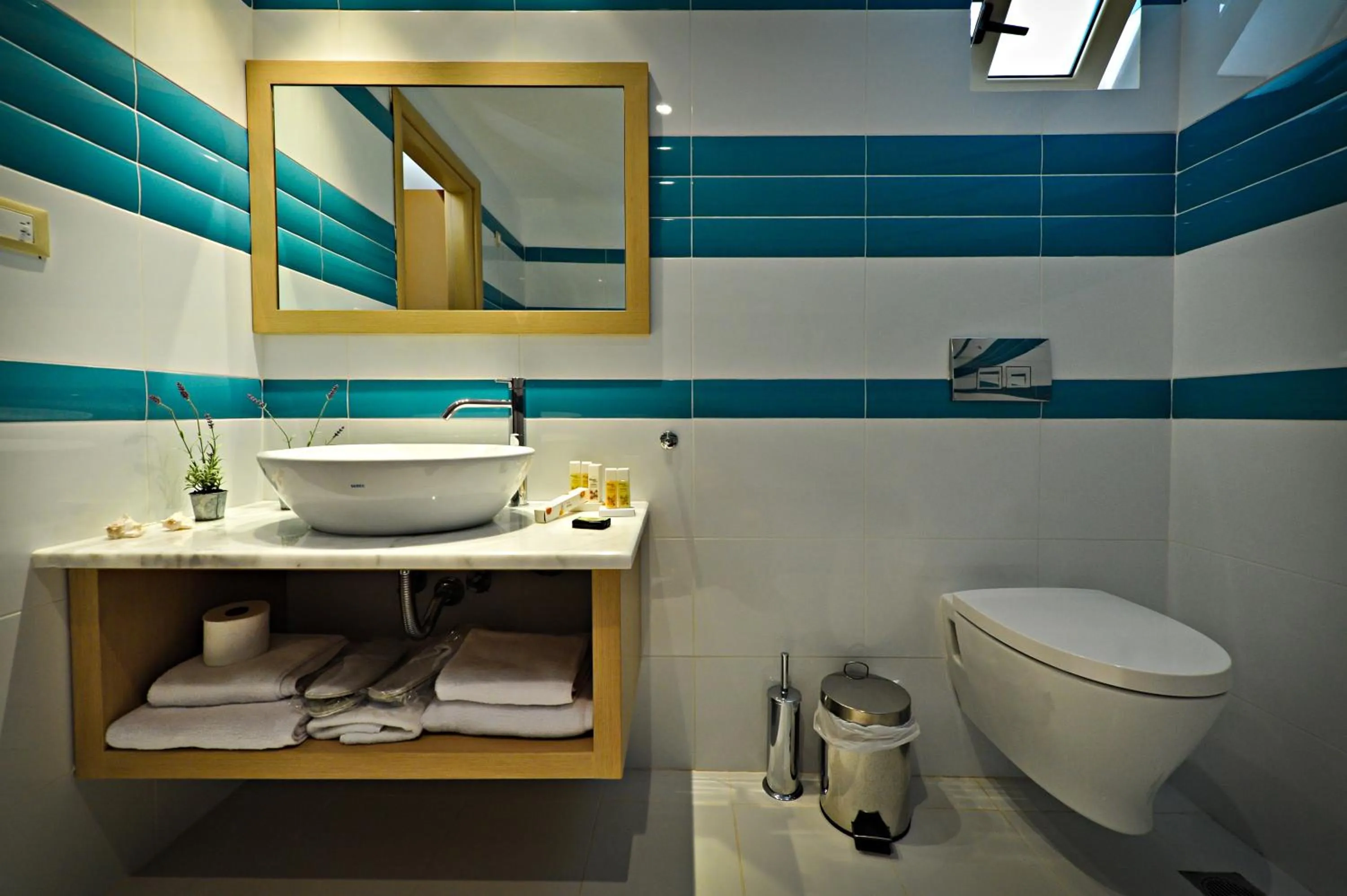 Bathroom in Belvedere Hotel