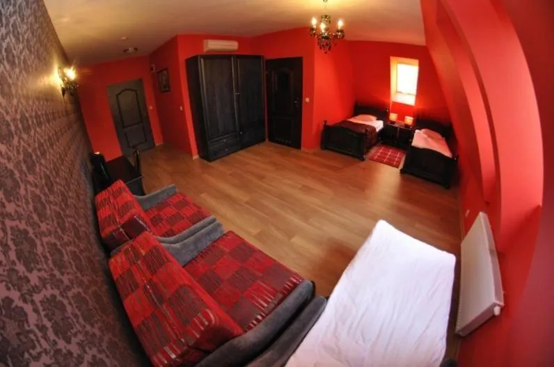 Photo of the whole room, Bed in Kryształowy Pałacyk