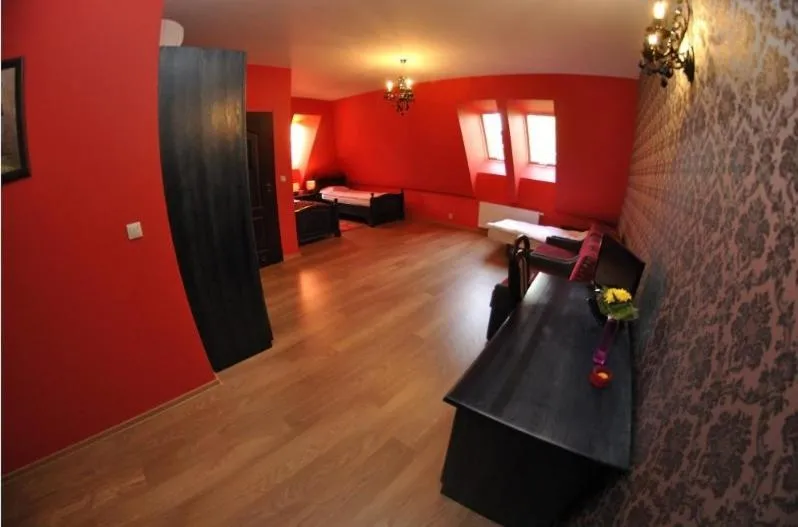 Photo of the whole room, Bed in Kryształowy Pałacyk