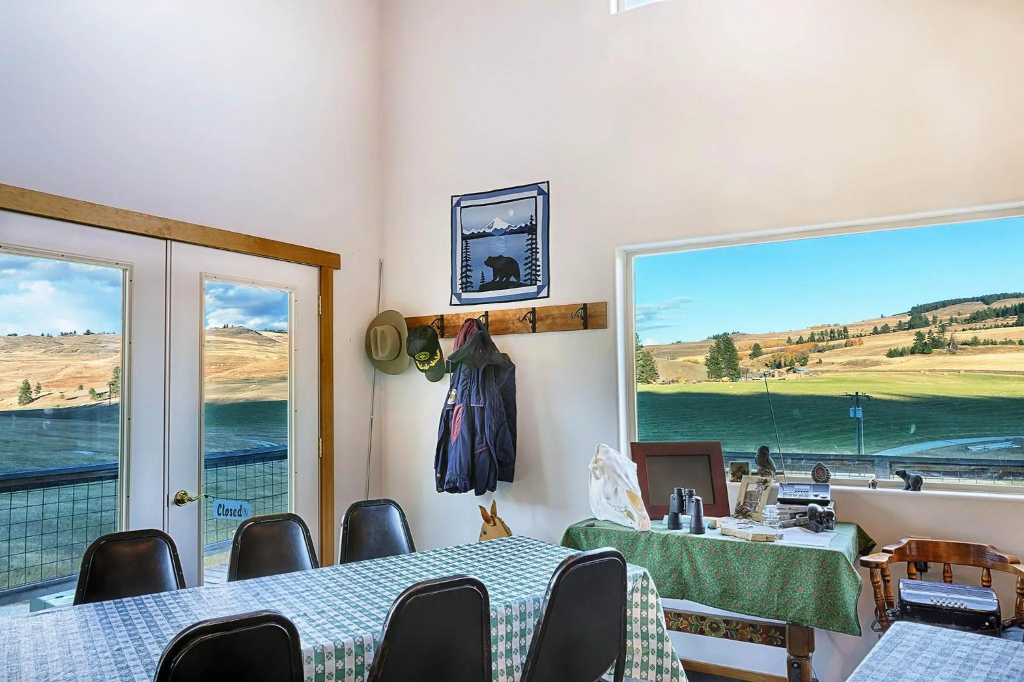 Lobby or reception in Frontier Cabin