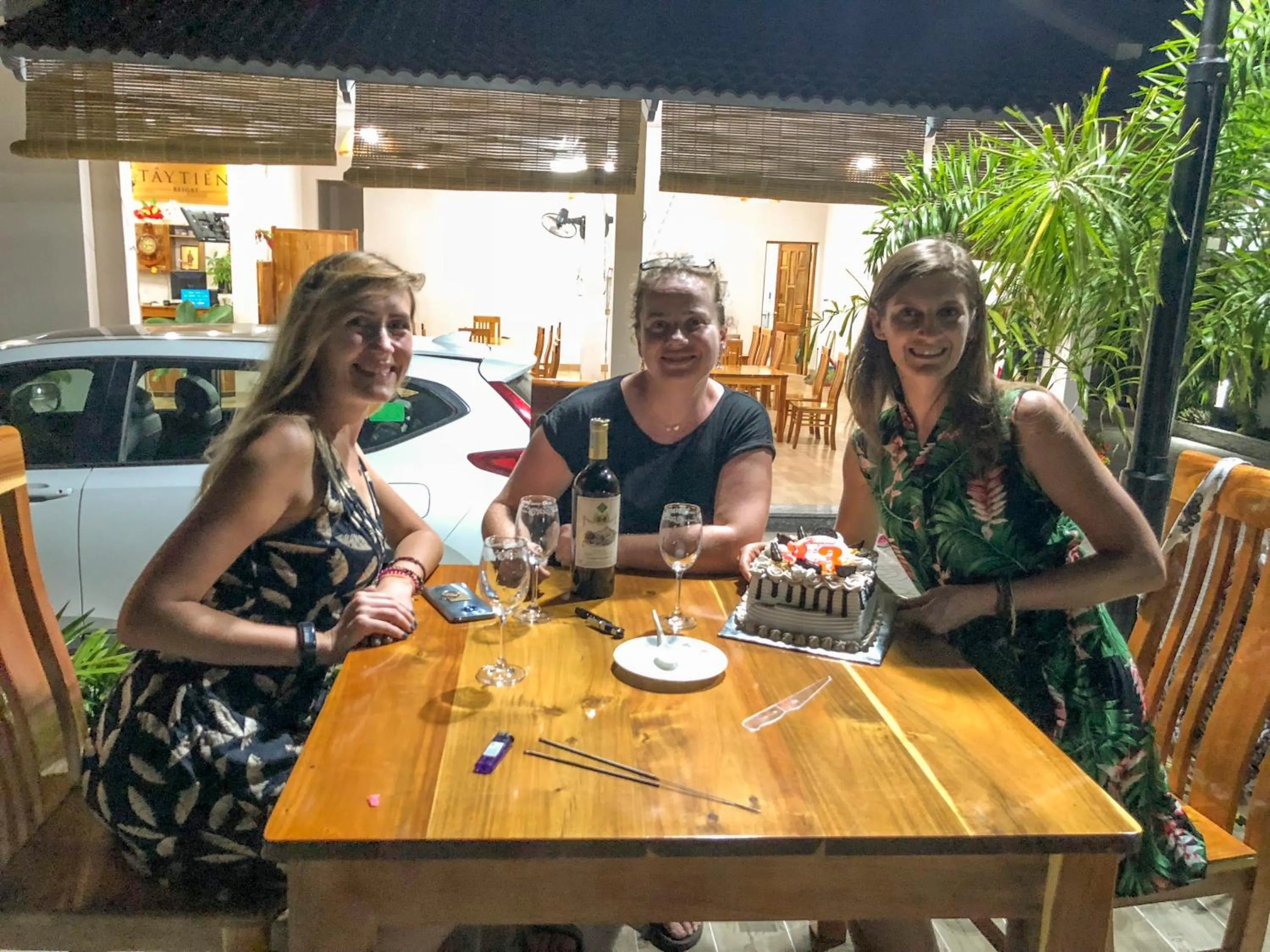 Tây Tiến Bungalow