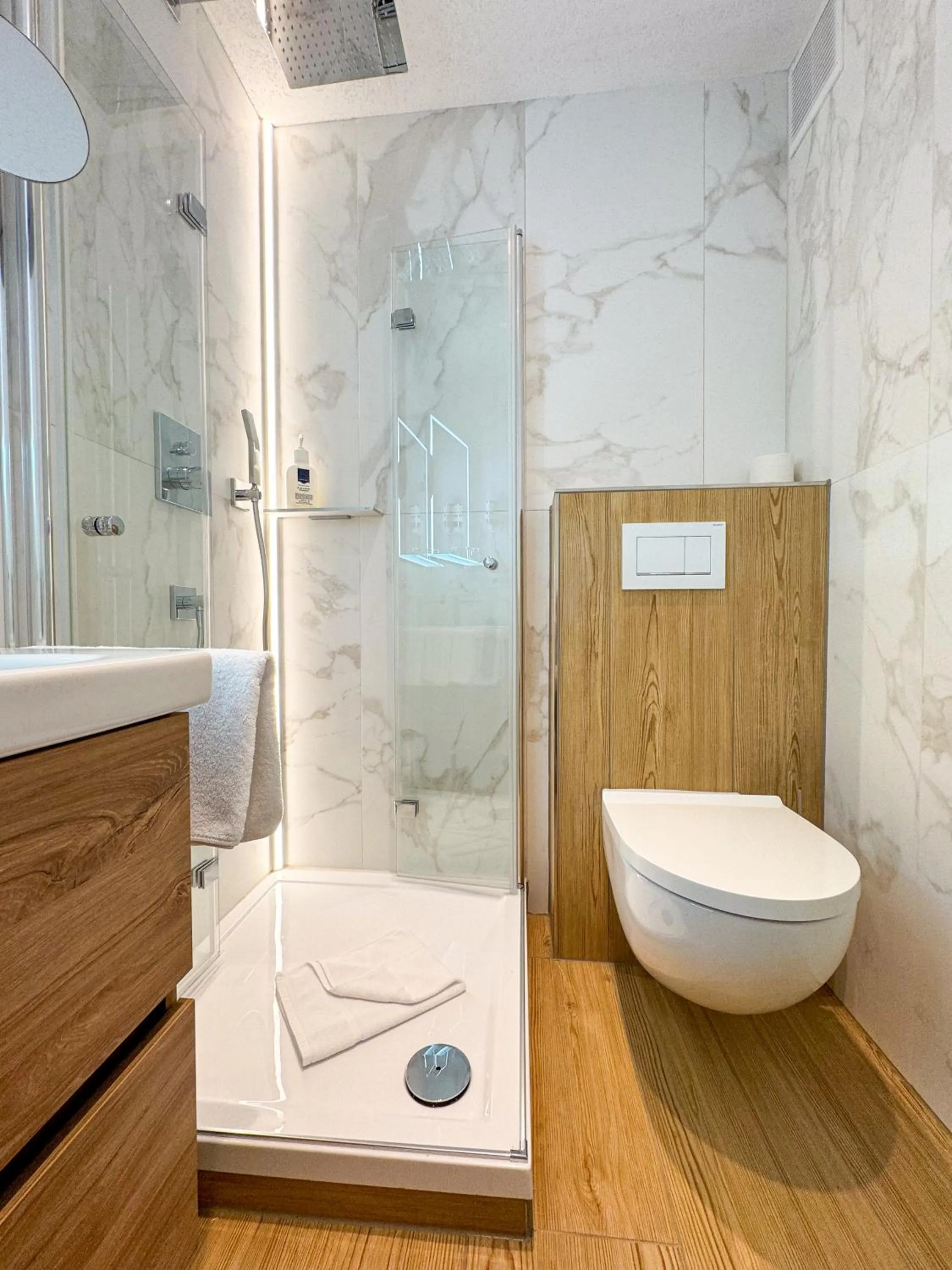 Bathroom in Hotel Schlossblick Chiemsee