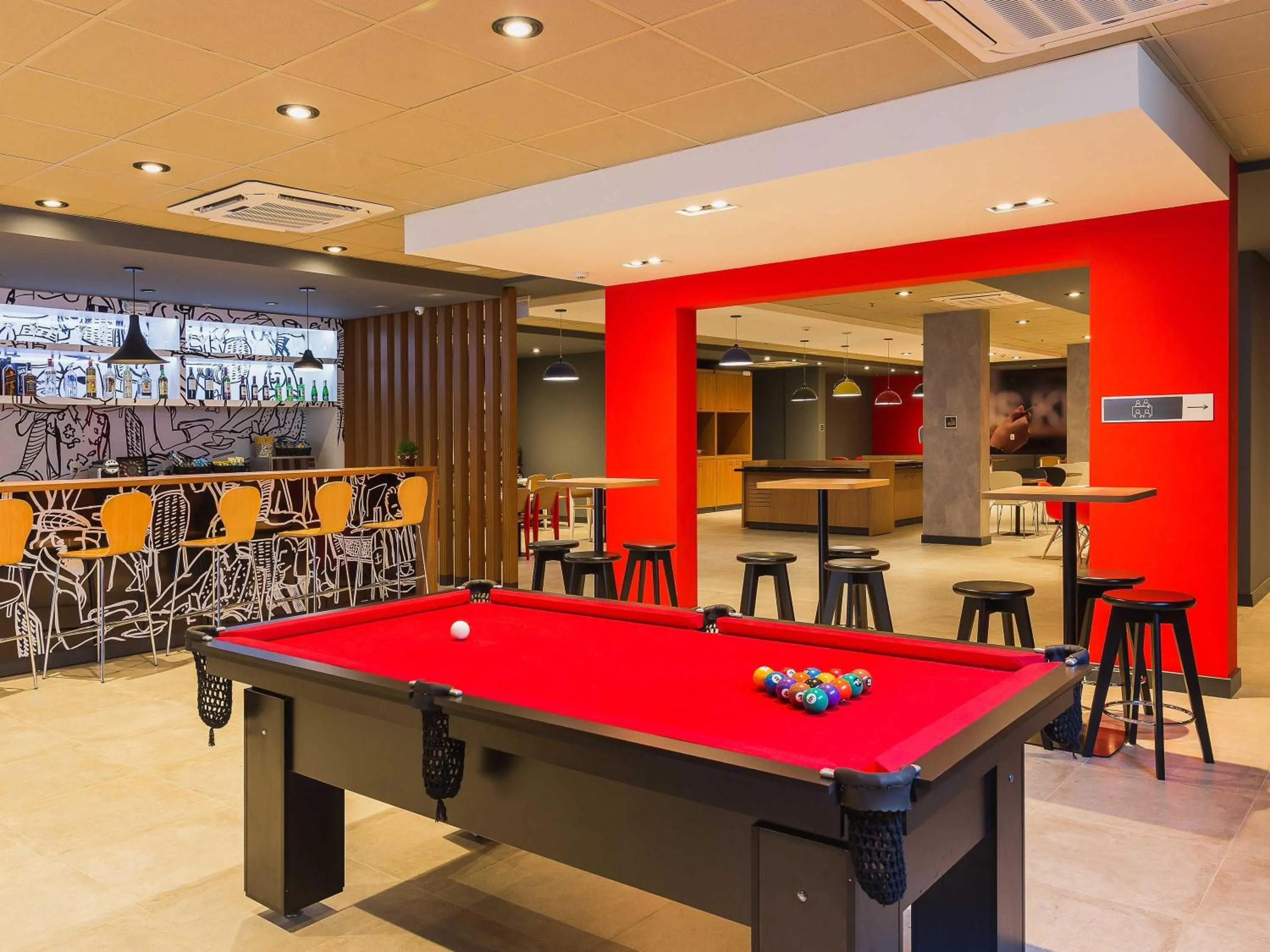Lounge or bar in ibis Erechim