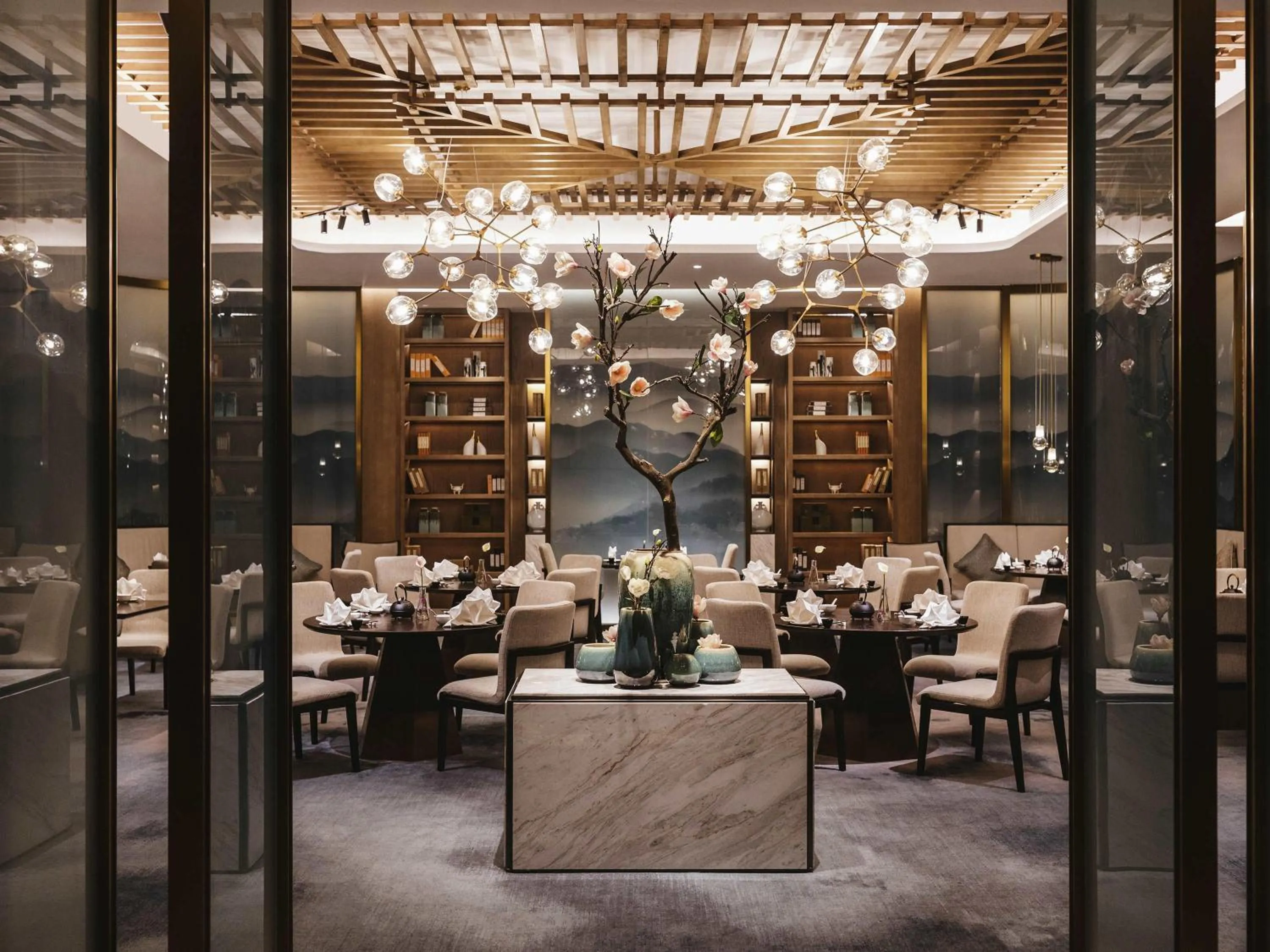 Restaurant/places to eat in Pullman Fuzhou Tahoe